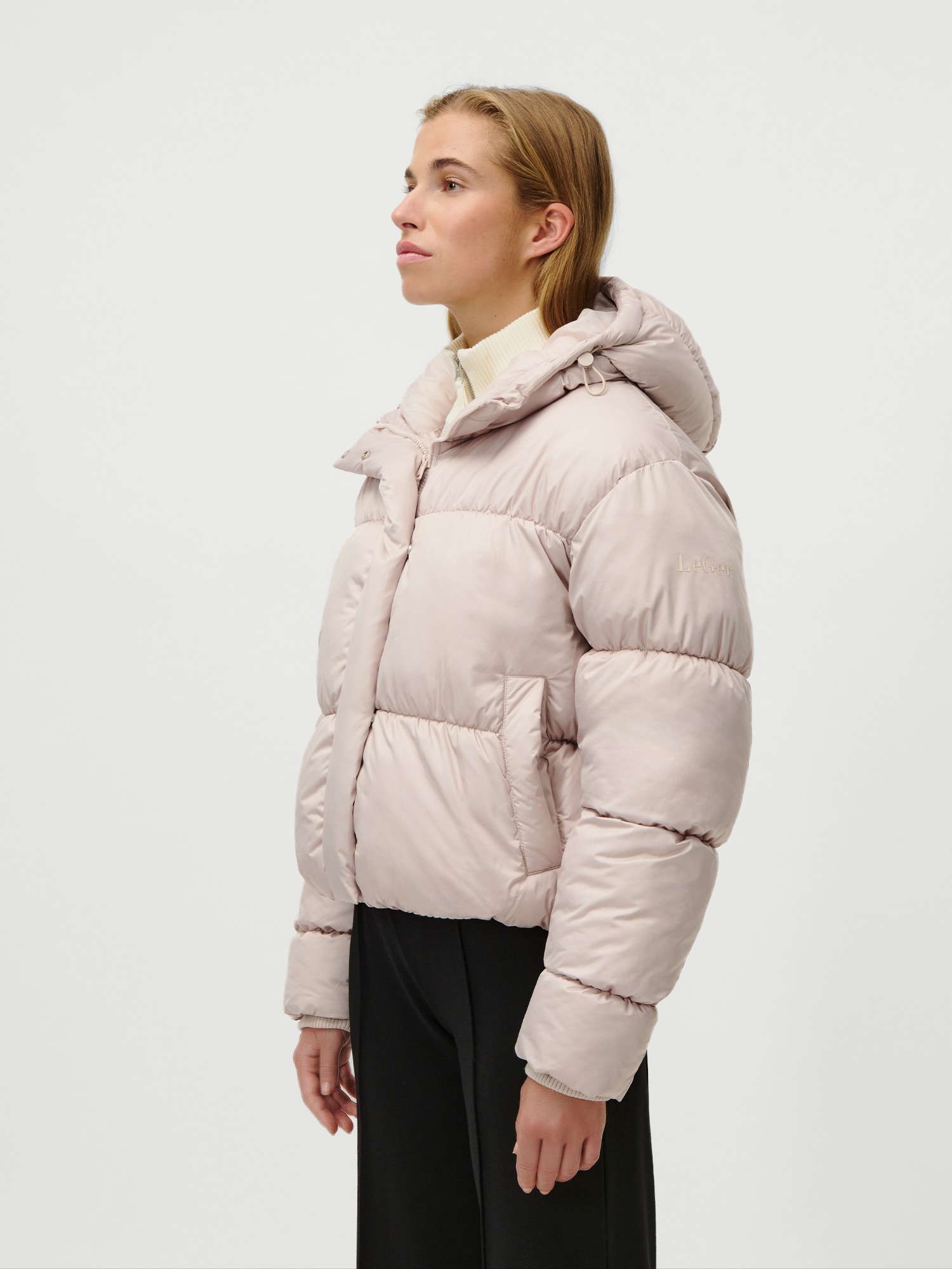LeGer Steppjacke »Viveka, LeGer by Lena Gercke« mit Kapuze Cropped, mit Rucksack-Riemen innen, Winterjacke