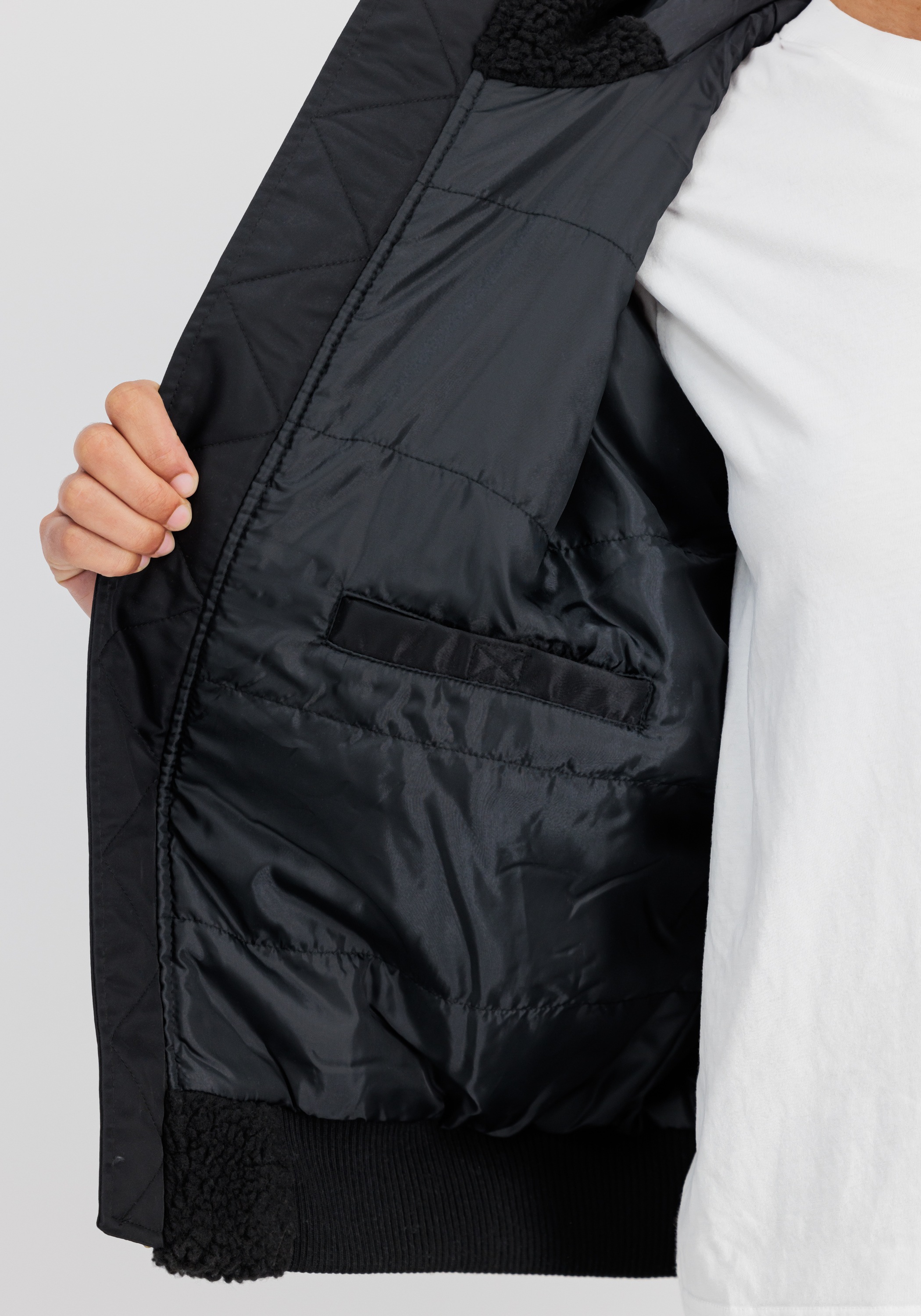Alpha Industries Bomberjacke »Alpha Industries Women - Bomber Jackets«