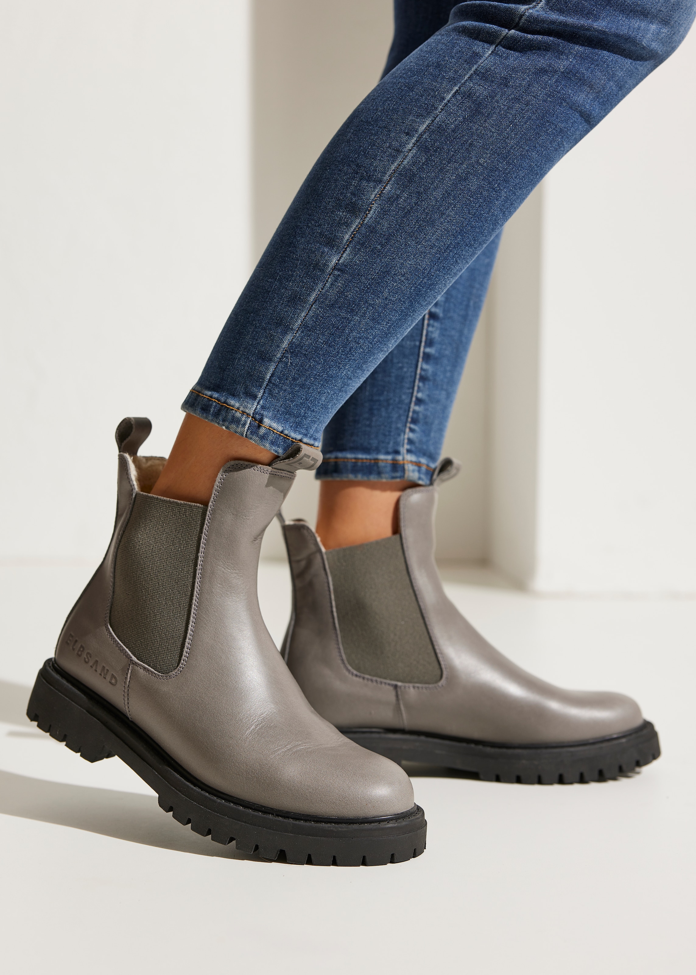 Elbsand Stiefelette »Chelseaboots«, Stiefel, Boots, Winterstiefel, Schlupfstiefel aus Leder mit Warmfutter