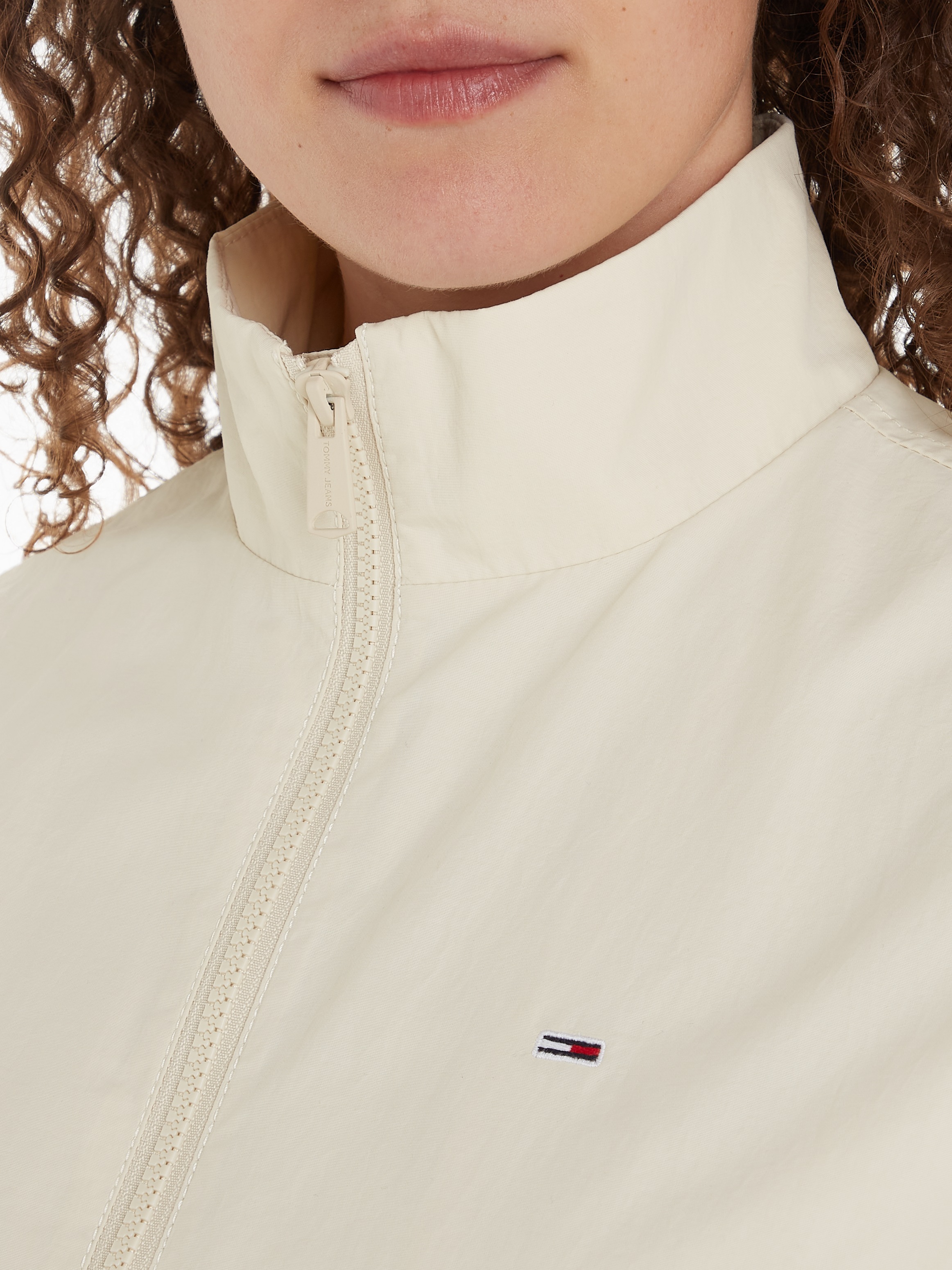 Tommy Jeans Windbreaker »TJW ESSENTIAL JACKET«, mit Stehkragen