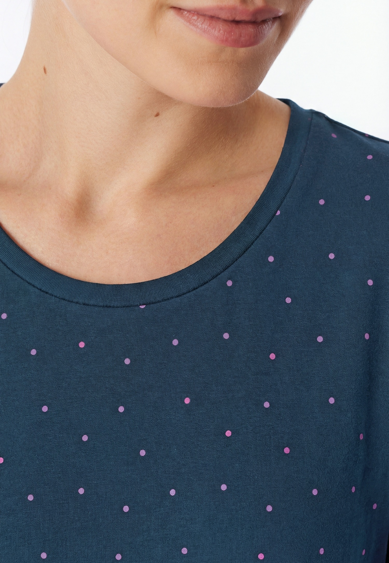 Schiesser Nachthemd »Casual Essentials« Seitennahttaschen mit langen Ärmeln, seitlichen Taschen, Baumwolle, Rundhalsausschnitt