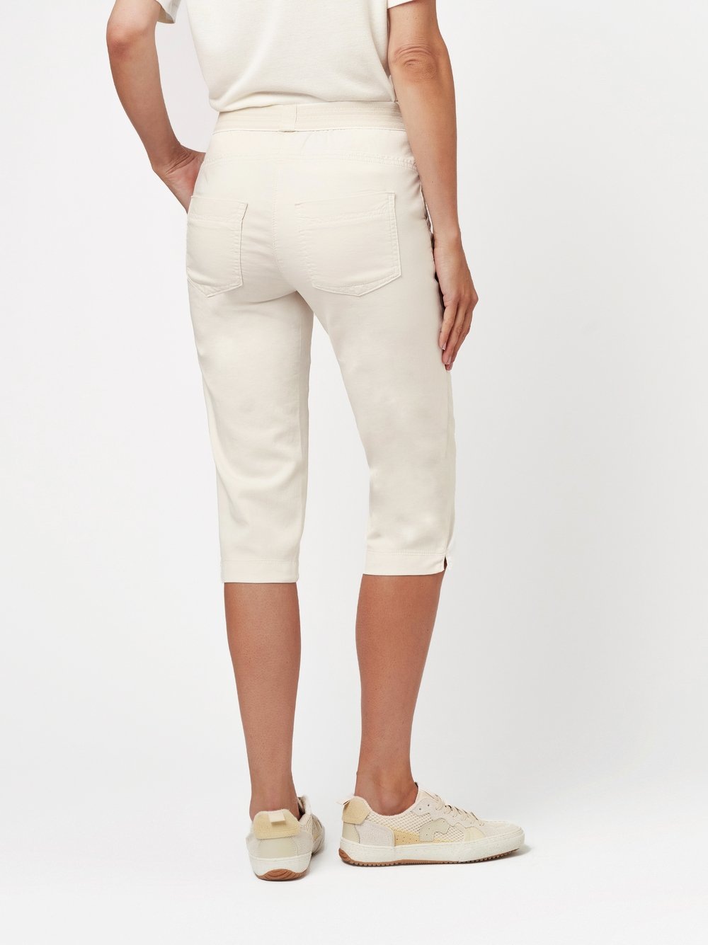 TONI Schlupfhose "Sue Jogpant Capri", Sommerhose in sommerlicher Caprilänge günstig online kaufen