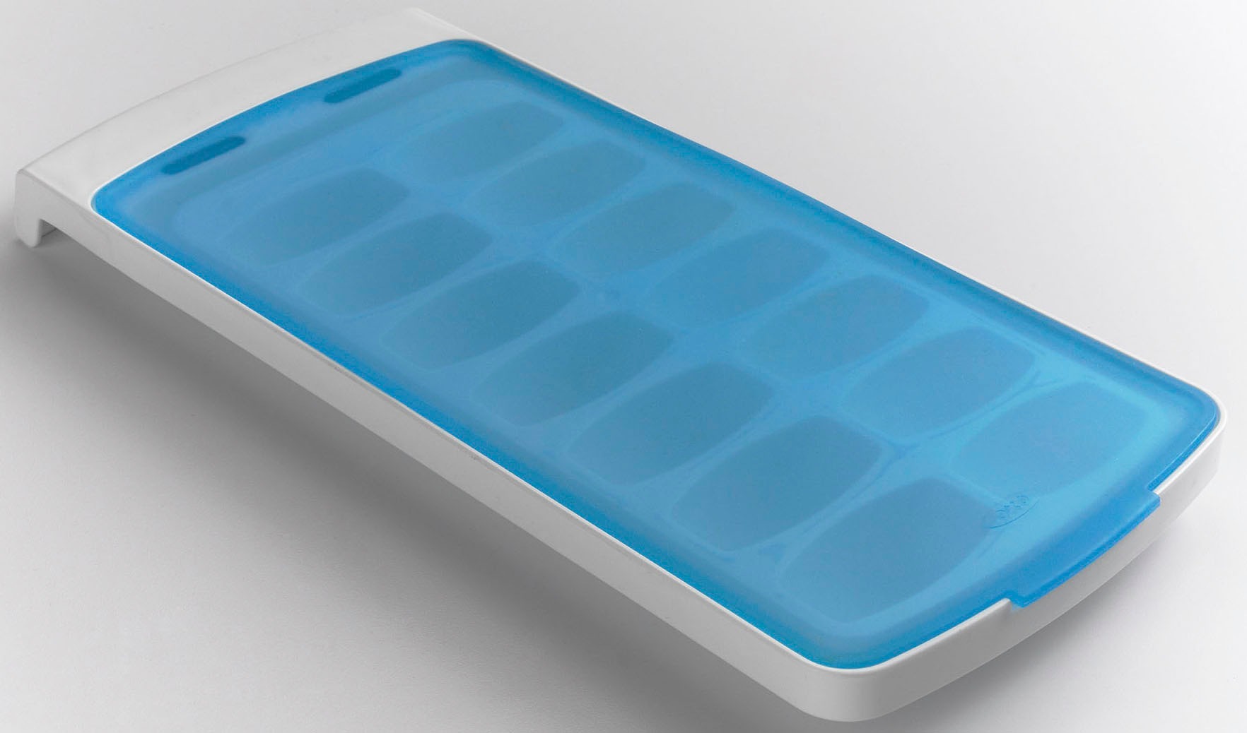 OXO Good Grips Eiswürfelform auslaufsicher, mit Deckel, Silikon