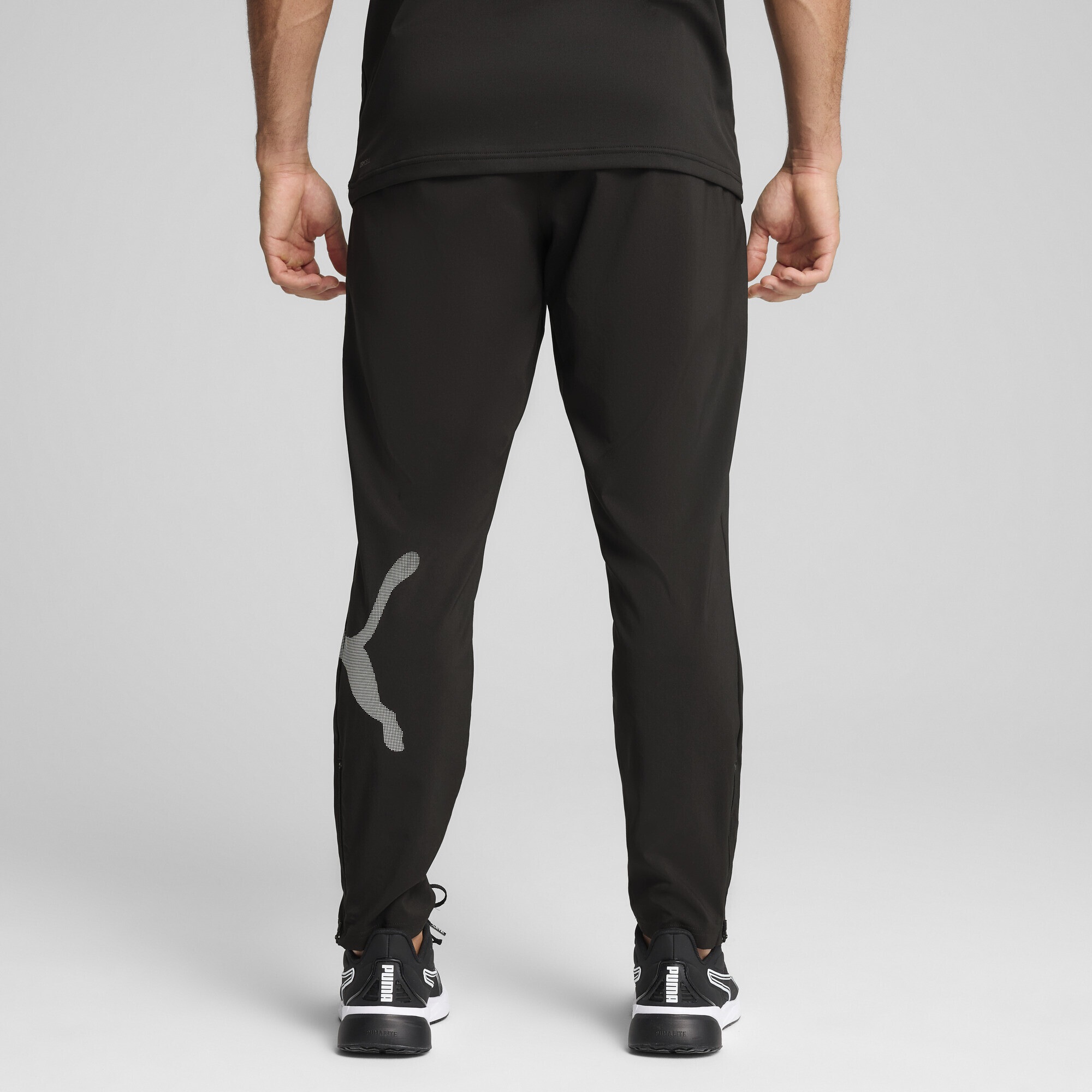 PUMA Trainingshose »Train All Day Big Logo Gewebte Hose Herren«