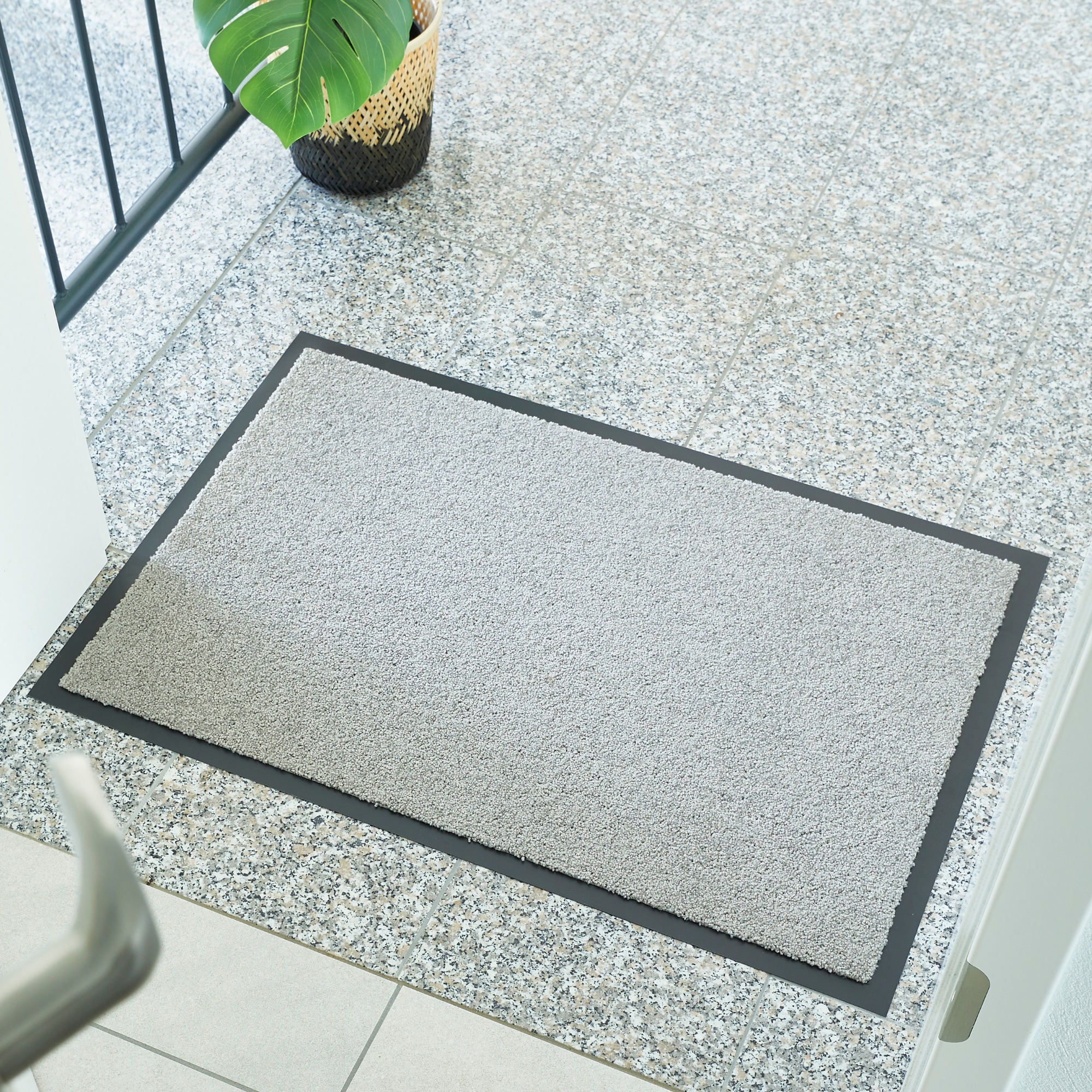 Andiamo Fußmatte »Verdi, Made in Netherlands«, rechteckig, 6 mm Höhe, Schmutzfangmatte, auch für überdachten Außenbereich geeignet, waschbar
