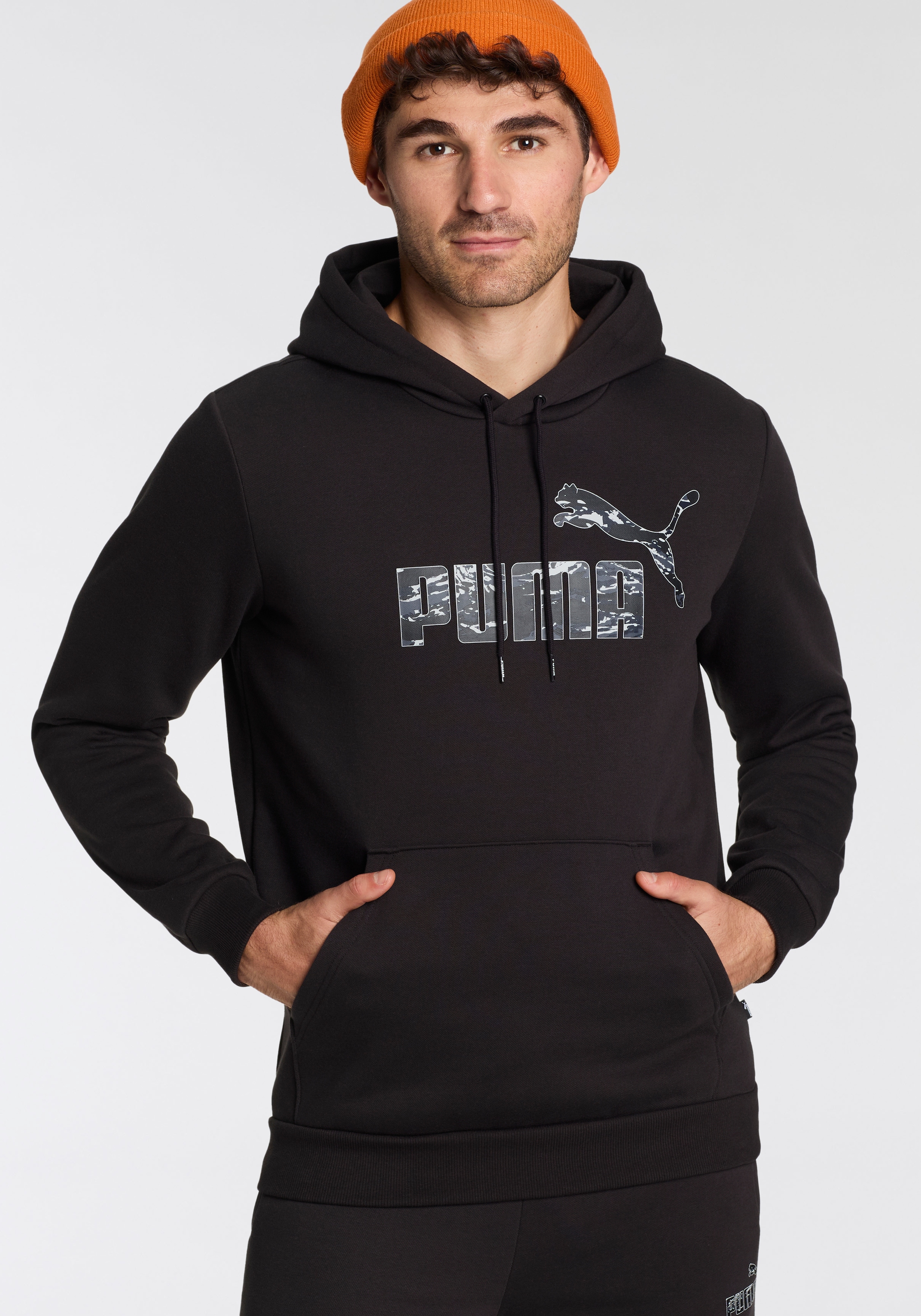PUMA Kapuzensweatshirt "ESS+ CAMO HOODIE FL", mit geräumiger Kängurutasche, günstig online kaufen