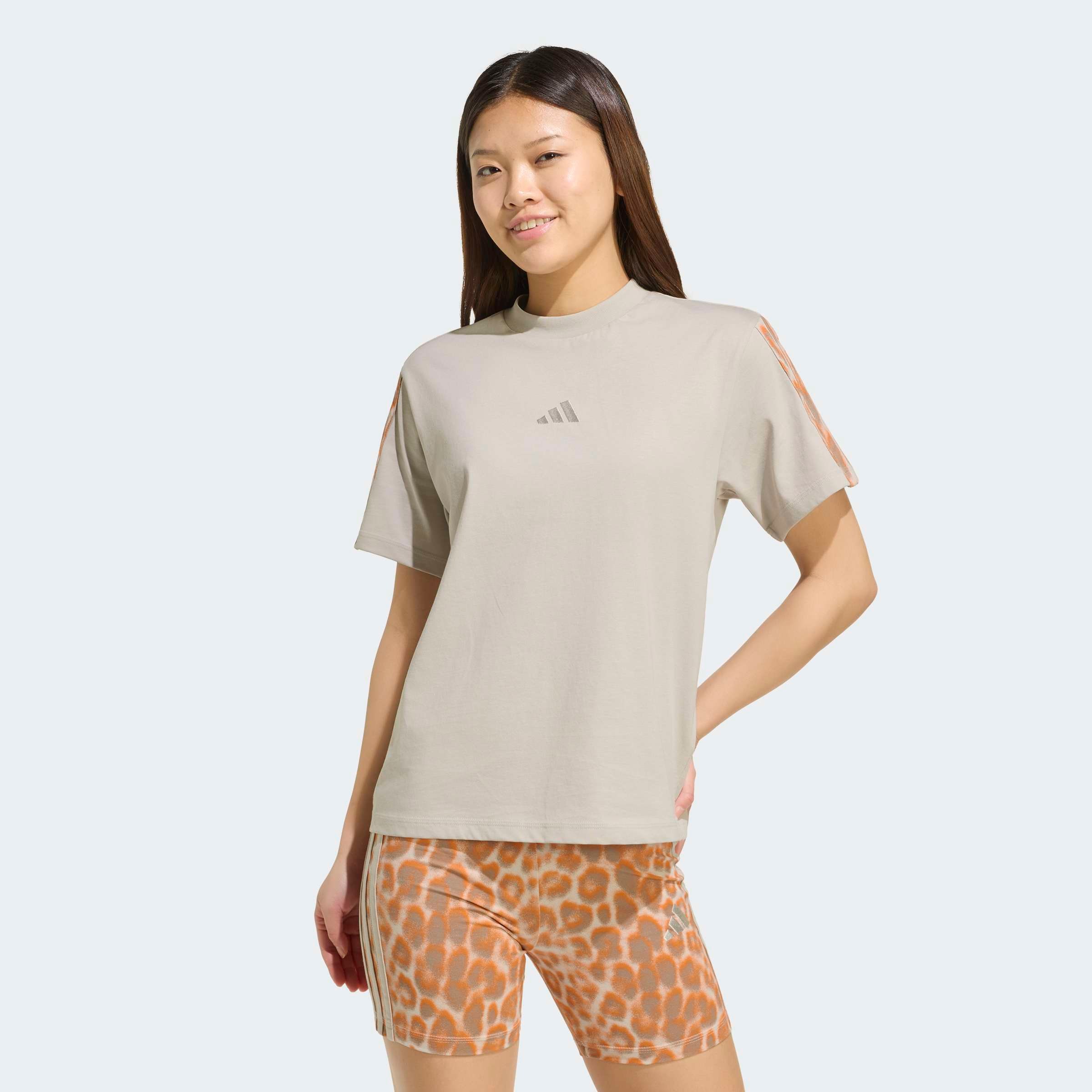 adidas Sportswear T-Shirt "SEASONAL ESSENTIALS LEOPARDENPRINT MIT 3-STREIFE günstig online kaufen