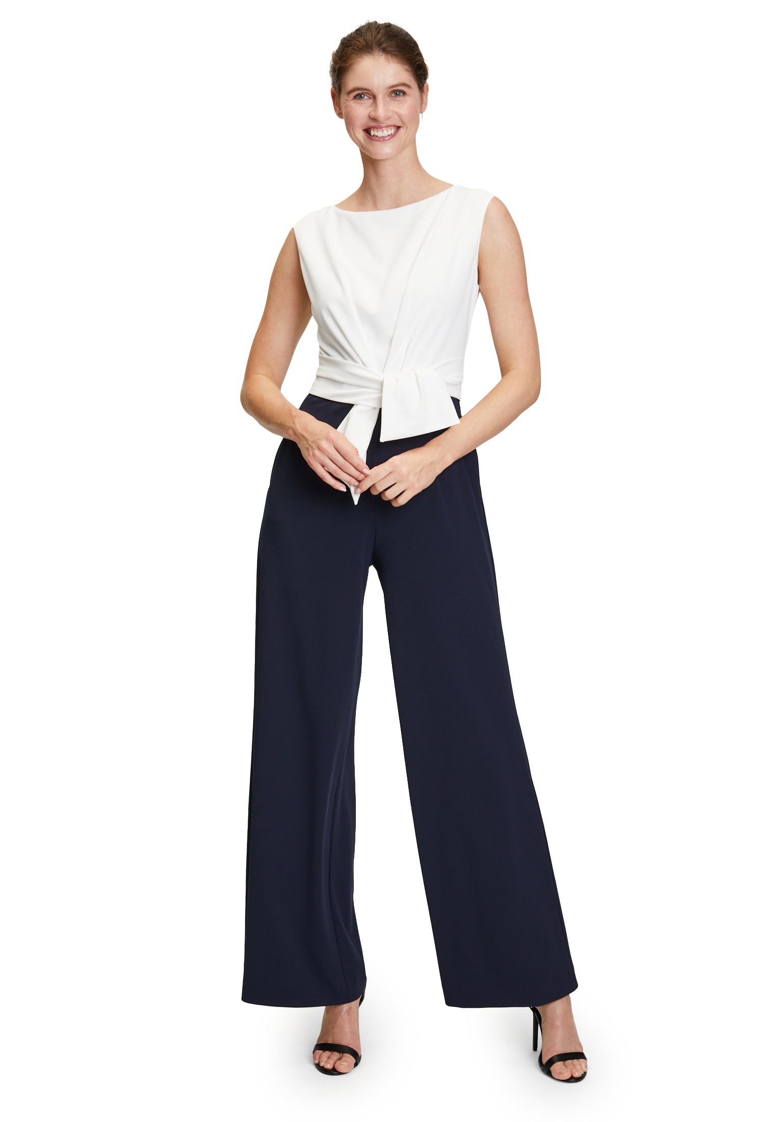 Vera Mont Overall »Vera Mont Jumpsuit mit weitem Bein«, (1 tlg.), Bunddetail