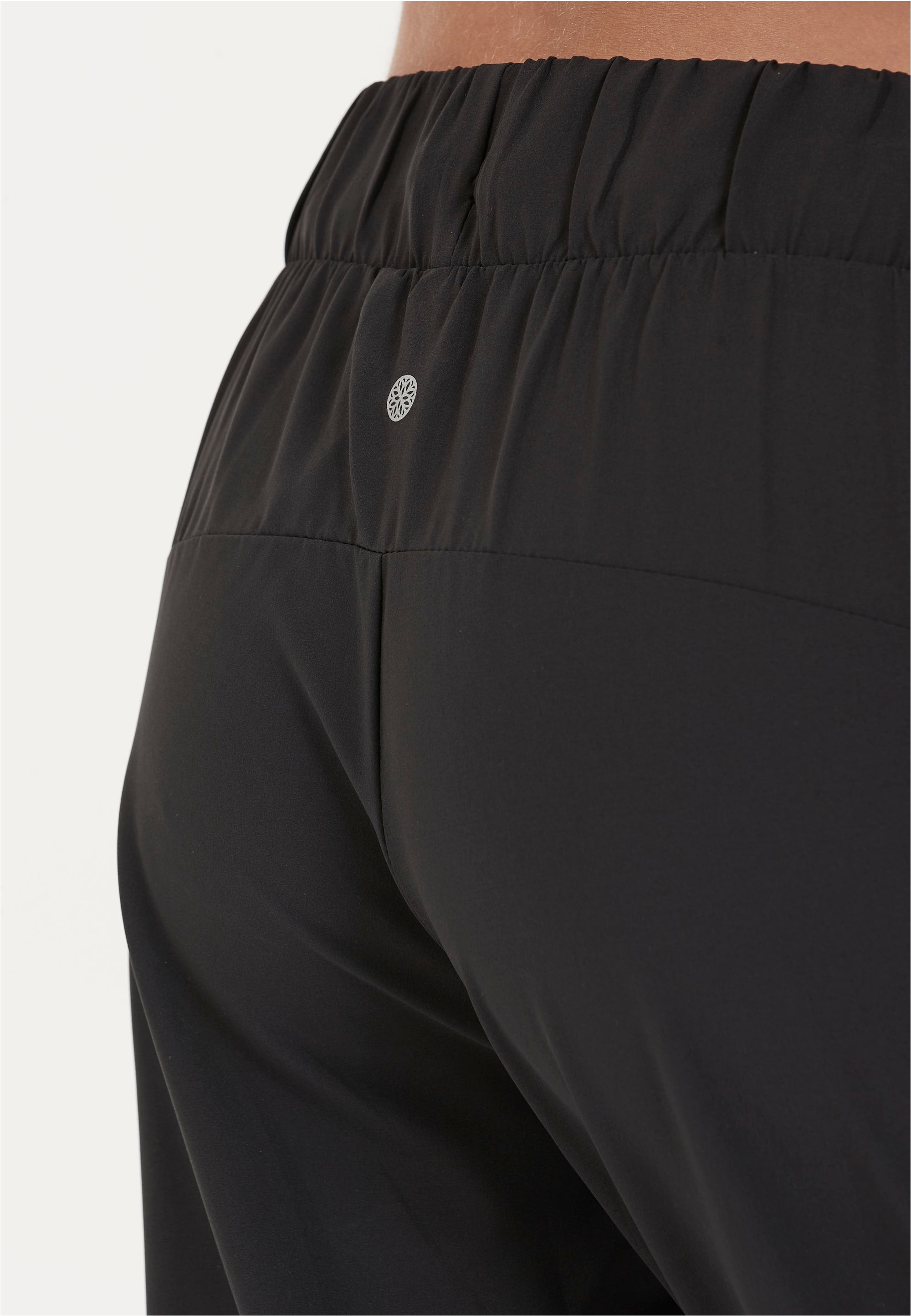 ATHLECIA Sweathose »Austberg«, im angesagten Look