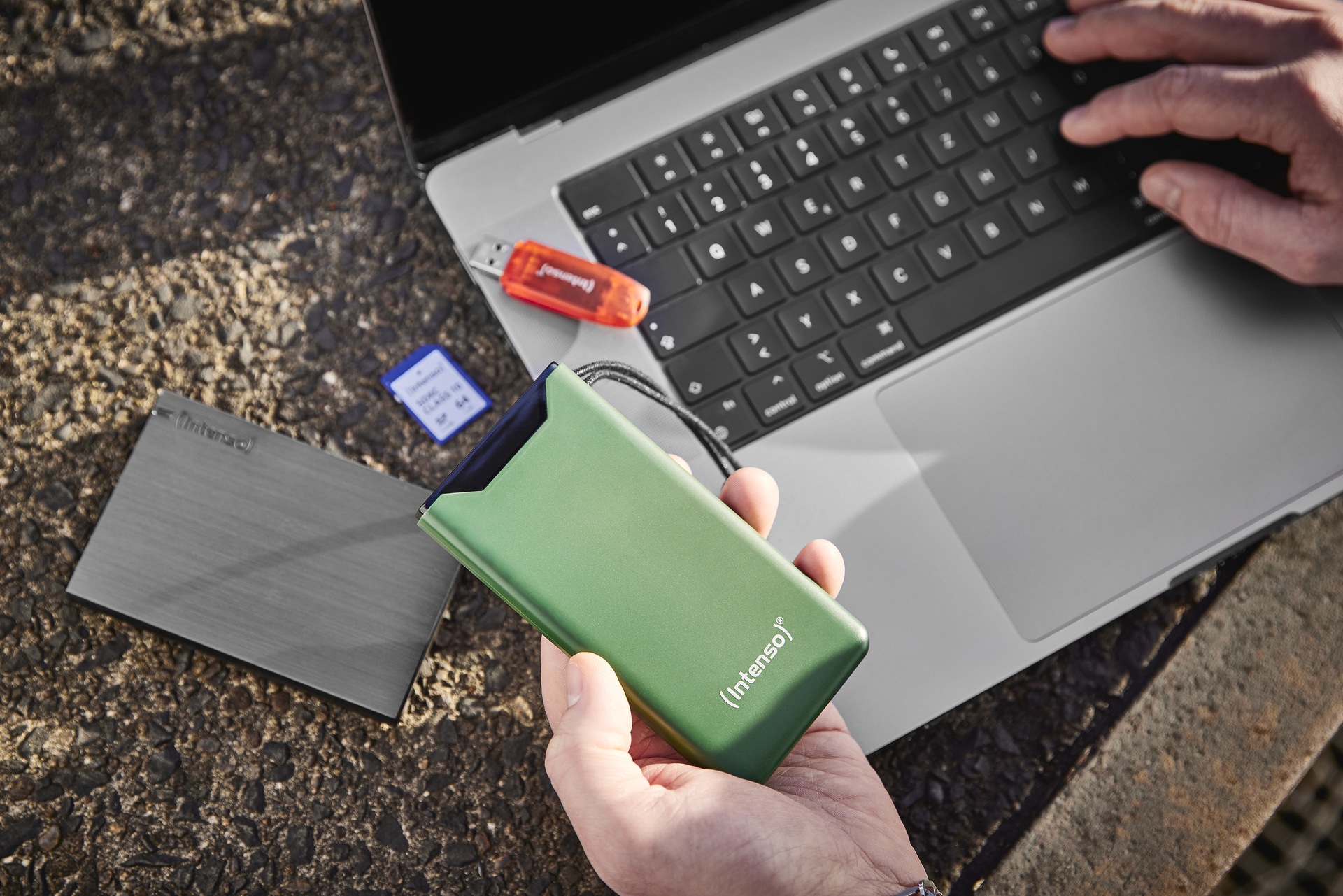 Intenso Powerbank »F10000, 20 W«