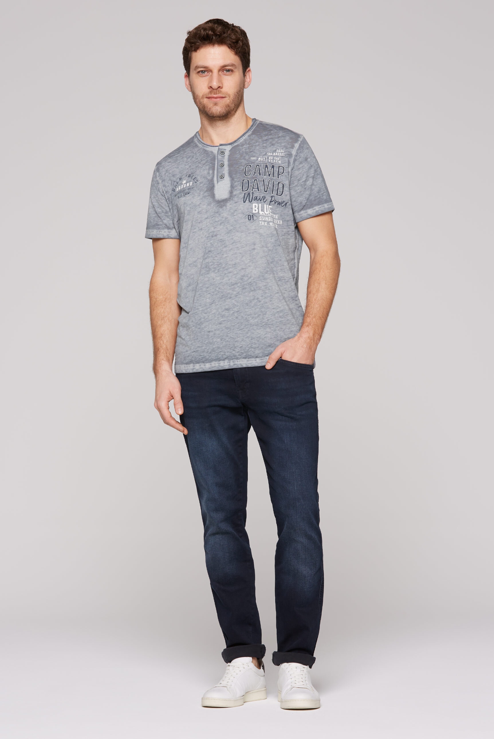 CAMP DAVID Henleyshirt, mit Rollsaum am Ausschnitt