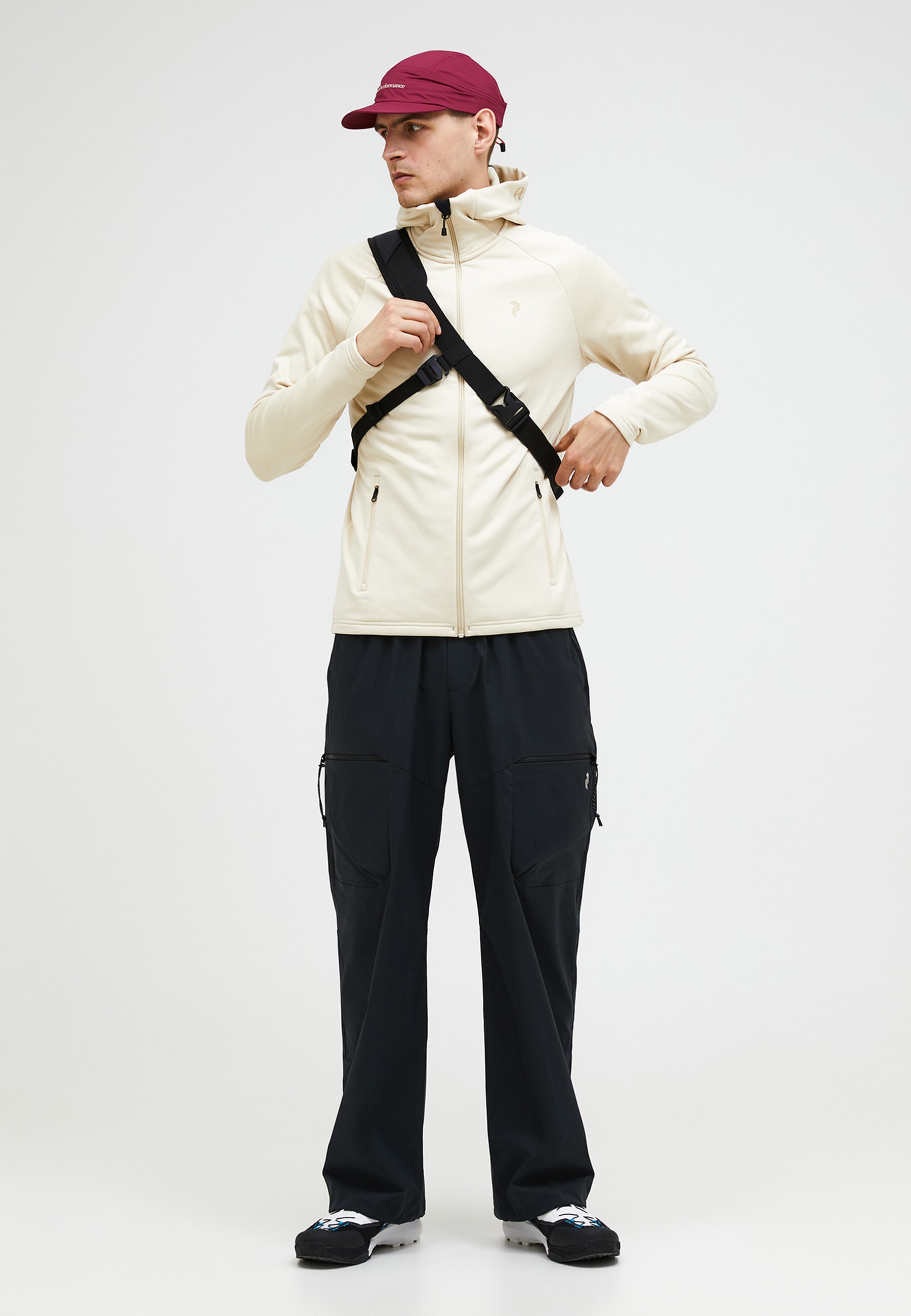 Peak Performance Fleecejacke »M Rider Essentials Midlayer Zip Hood« mit sportivem Design