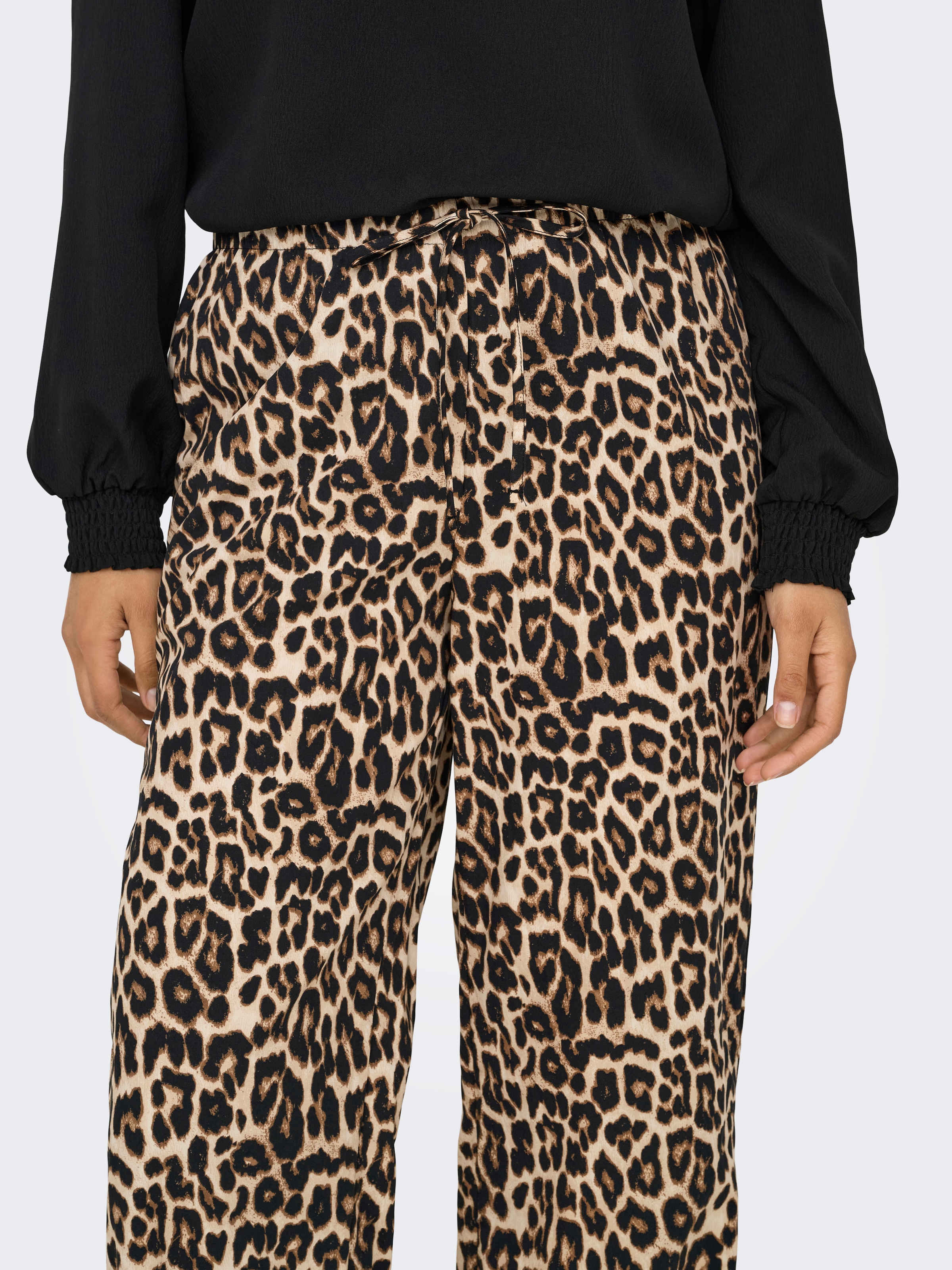 ONLY Schlupfhose »ONLCLARA PULLUP PANT WVN OS«, Sommerhose