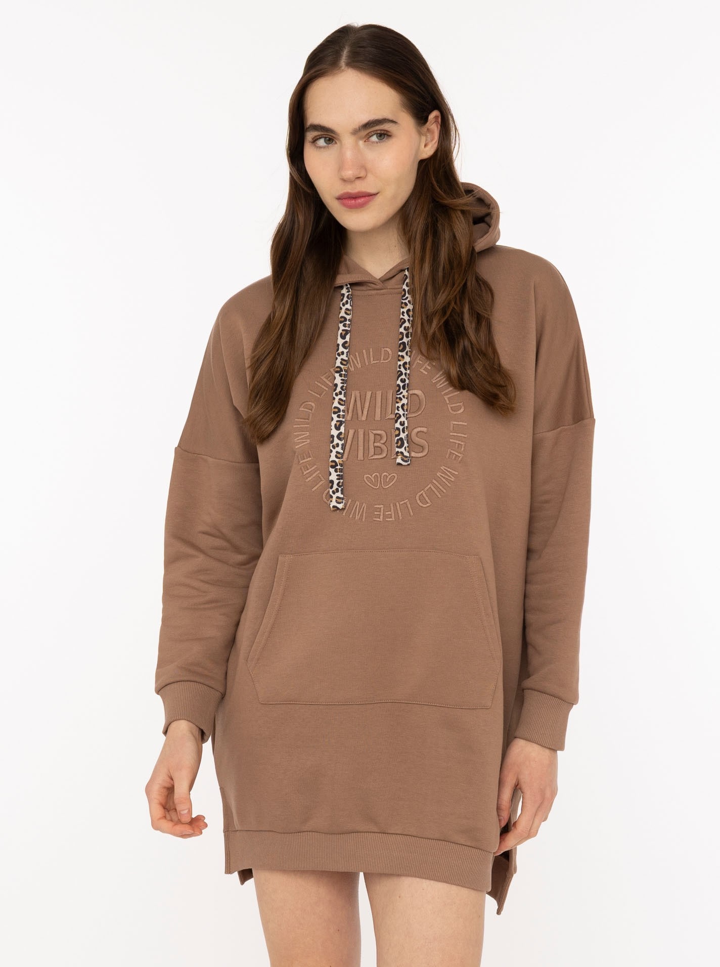 Zwillingsherz Sweatkleid ""Wild Vibes"" Kängurutasche praktische Fronttasch günstig online kaufen