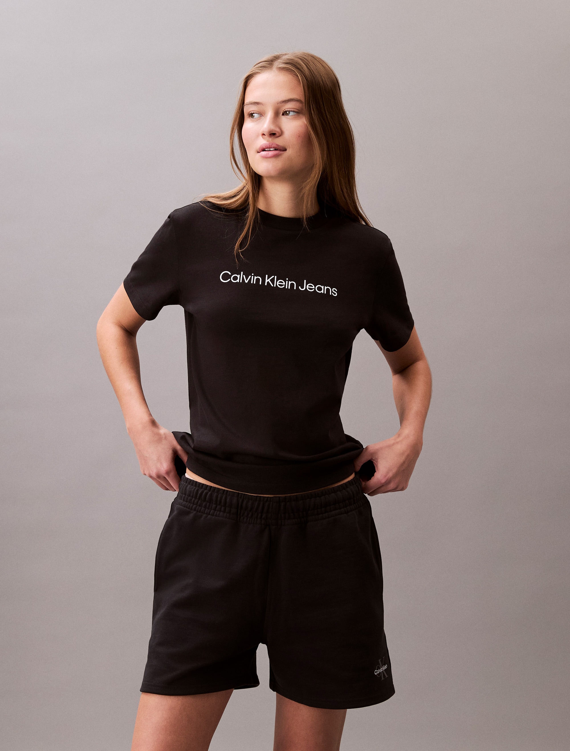 Calvin Klein Jeans Sweatshorts "MONOLOGO FRENCH TERRY SHORT", Mit elastisch günstig online kaufen