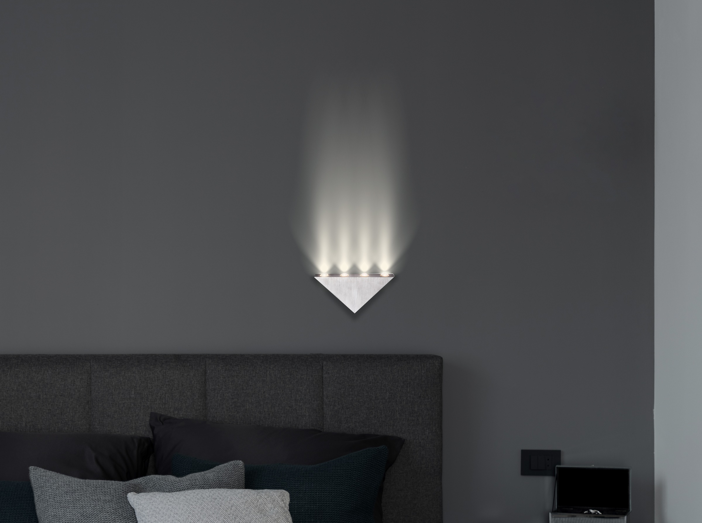 GLOBO LIGHTING LED Wandleuchte »GORDON«, Leuchtmittel LED-Modul | LED fest integriert, Wandlampe/Dreieck/Aluminium/Wohnzimmer/Flur/3000K
