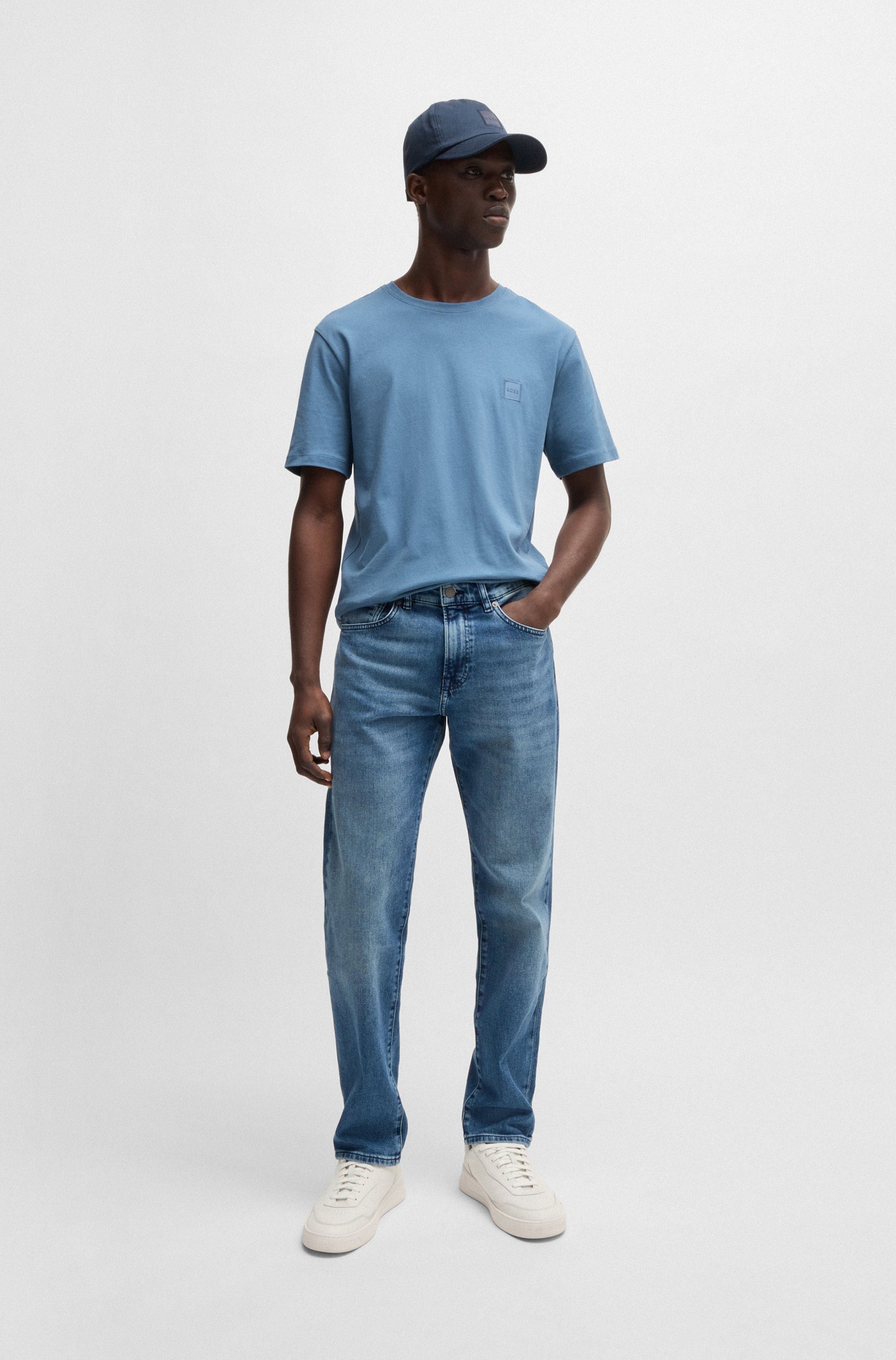 BOSS ORANGE T-Shirt »Tales«, mit BOSS Stickerei auf der Brust