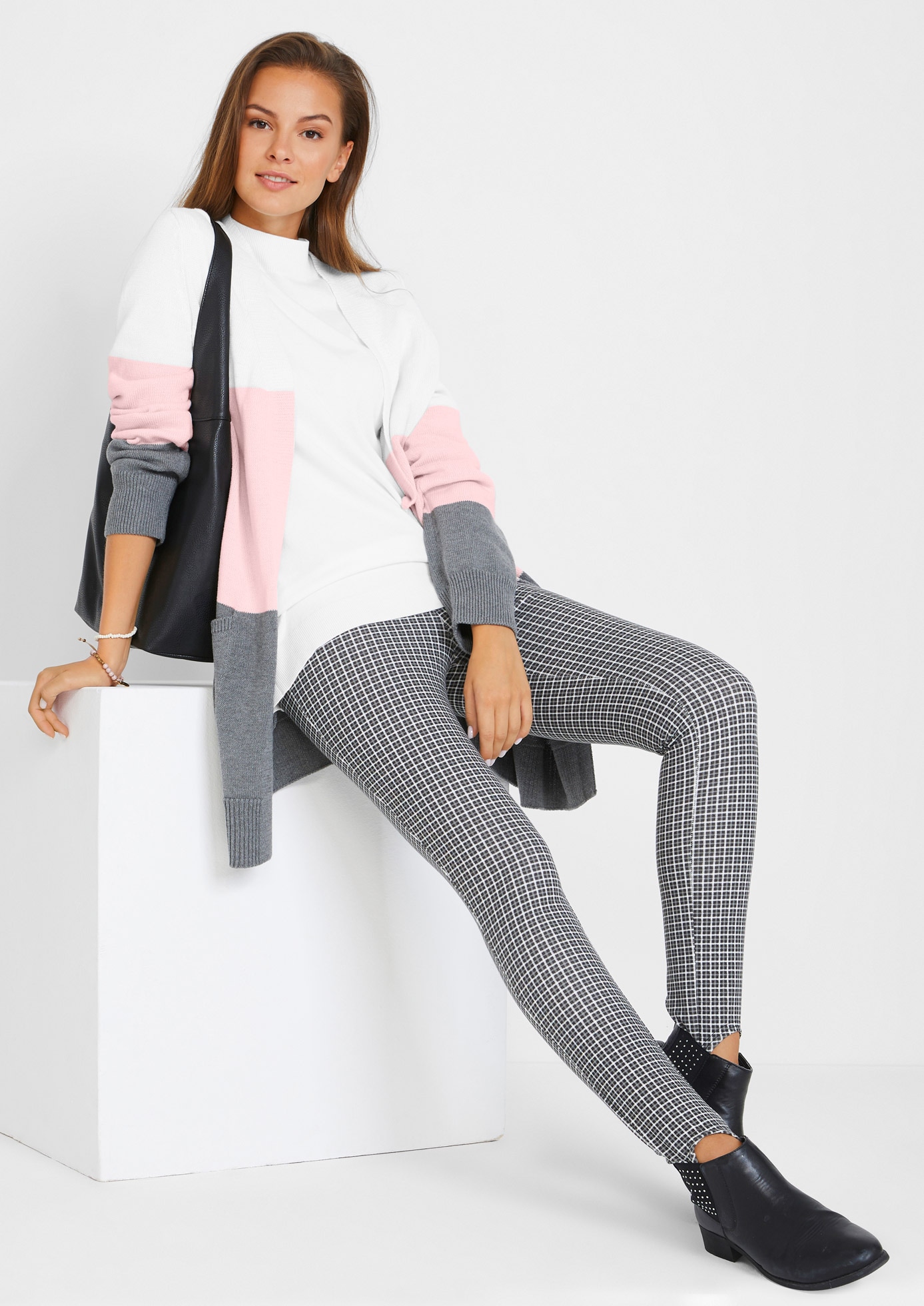 bonprix Longstrickjacke