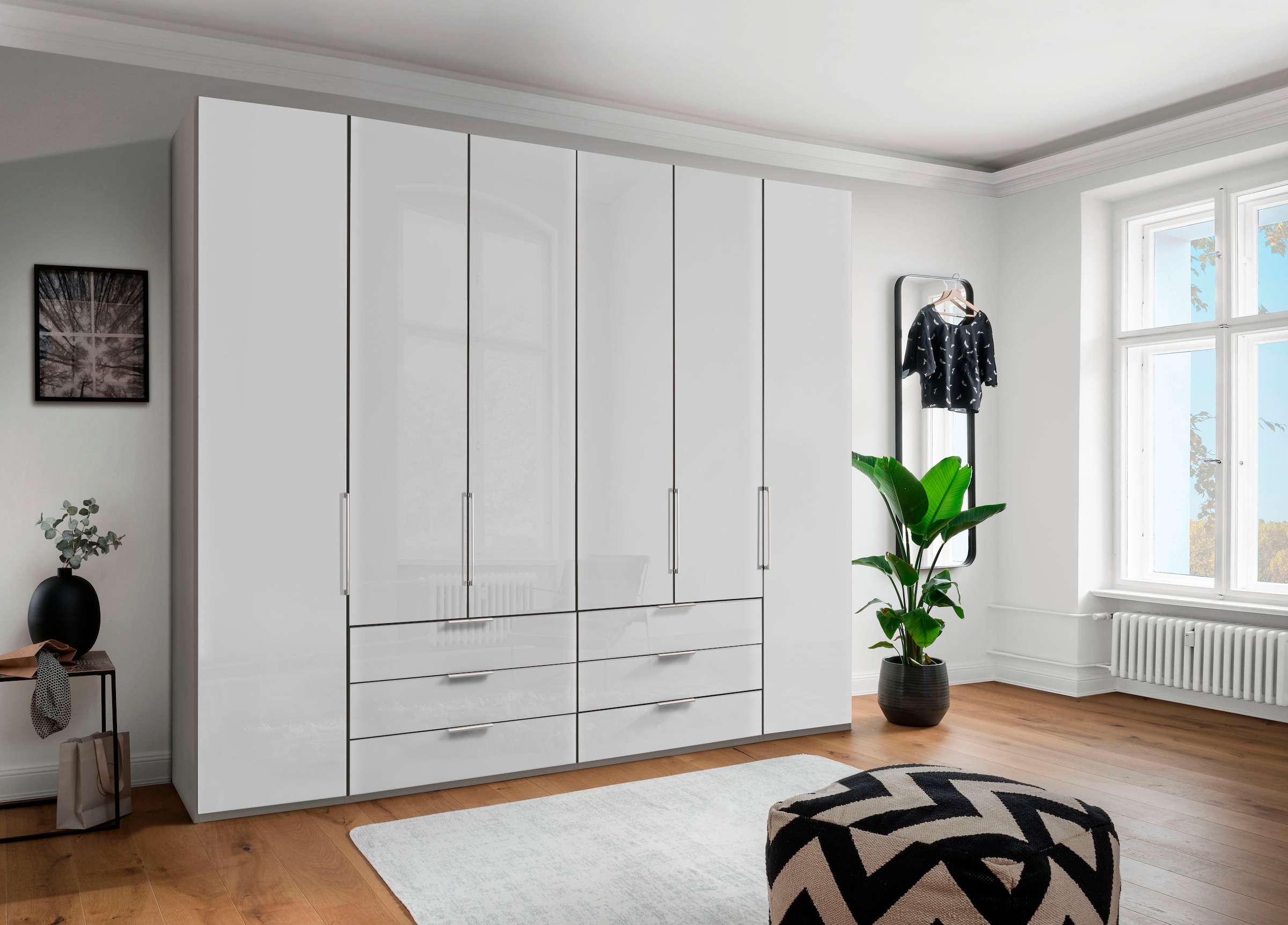 WIEMANN Kleiderschrank "Monaco" mit Glasfront sowie hochwertige Beschläge inkl. Dämpfung