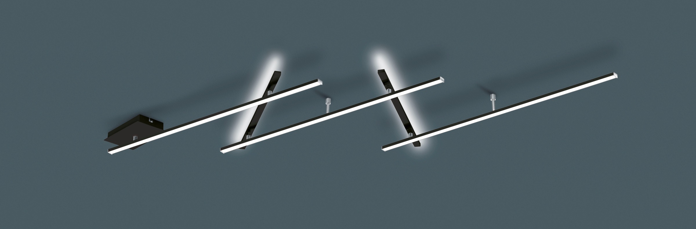 TRIO Leuchten LED Deckenleuchte »INDIRA, dimmbare Deckenlampe mit 25W warmweißer LED 3000K, 3000 Lumen«, 1 flammig, Leuchtmittel LED-Board | LED fest integriert, Switch Dimmer, max. Breite 245cm LED Arme schwenkbar, indirektes Licht