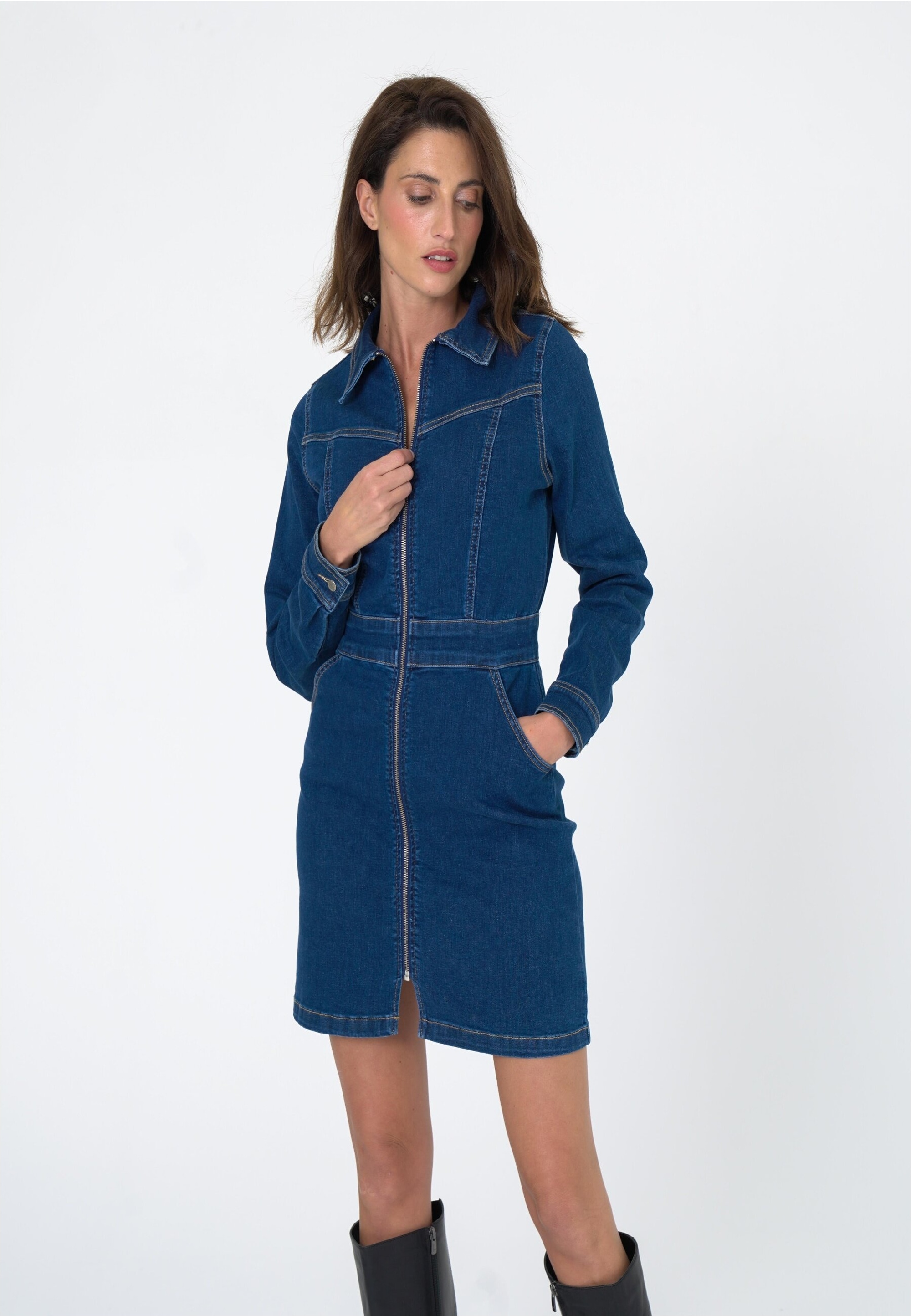 freshlions Jerseykleid »Carla«, in angesagter Jeans-Optik