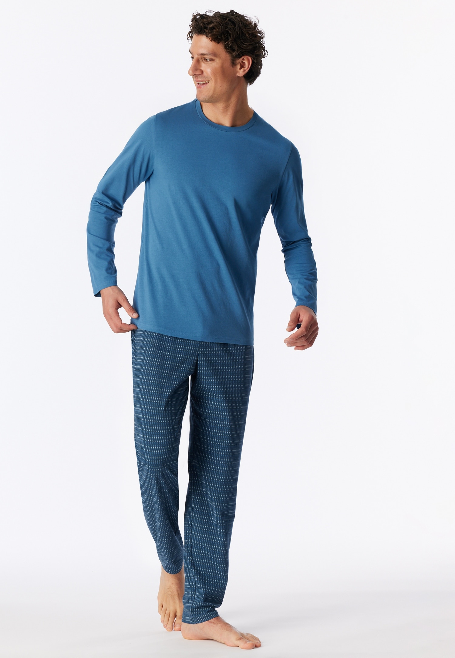 Schiesser Schlafanzug "Casual Essentials" 2tlg., 2 mit unifarbenem Langarmshirt mit rundem Halsausschnitt