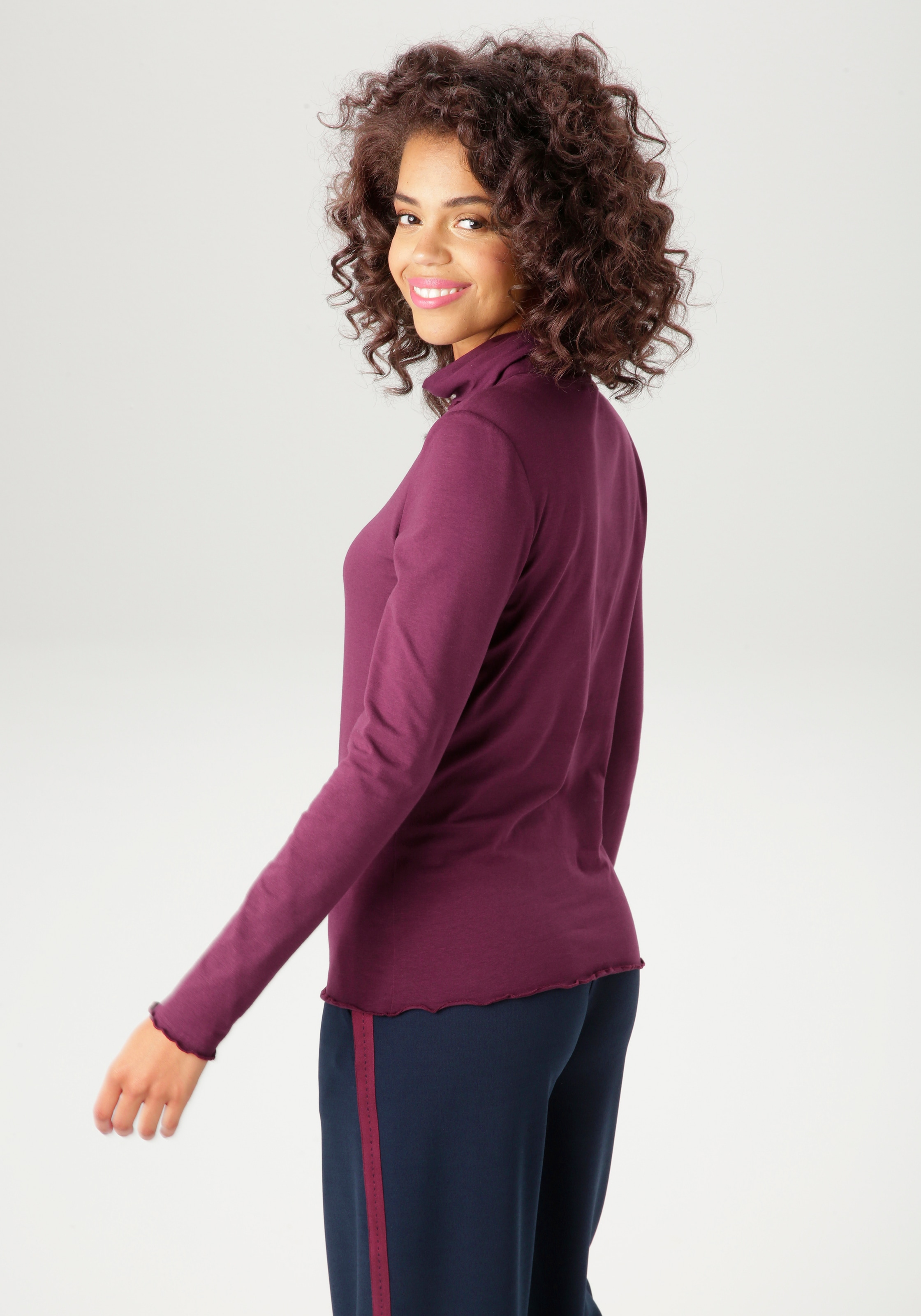 Aniston CASUAL Rollkragenshirt, mit gewellten Abschlüssen - NEUE KOLLEKTION