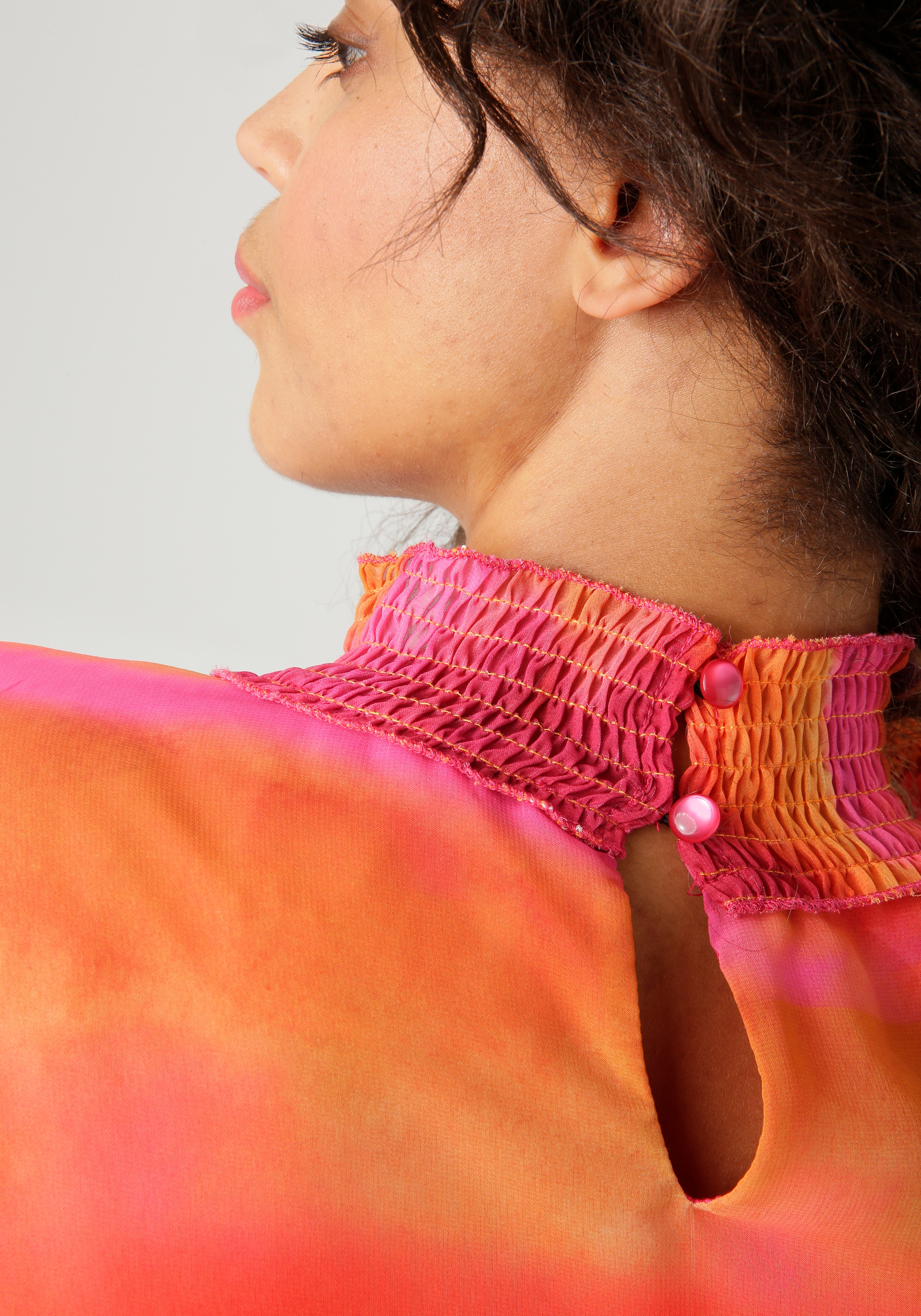 Aniston CASUAL Chiffonbluse, im farbenfrohen Batik-Dessin - jedes Teil ein Unikat - NEUE KOLLEKTION