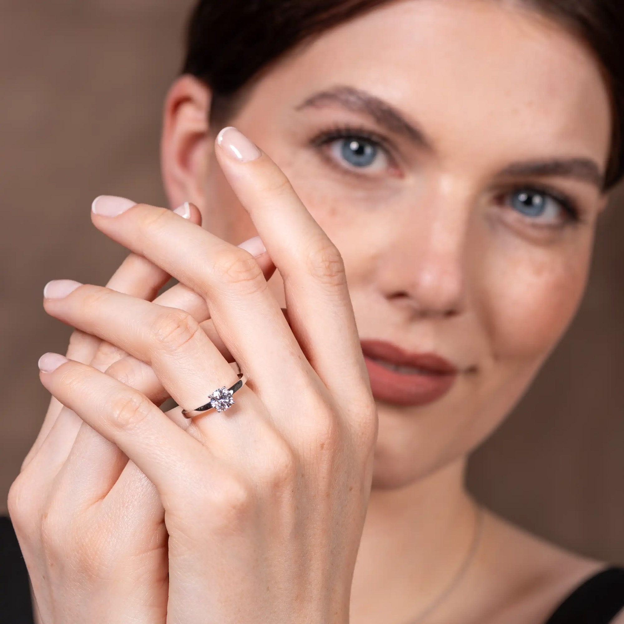 LYOMI Fingerring »585/- Gelbgold 1 synth. Diam. 1,0 ct.«