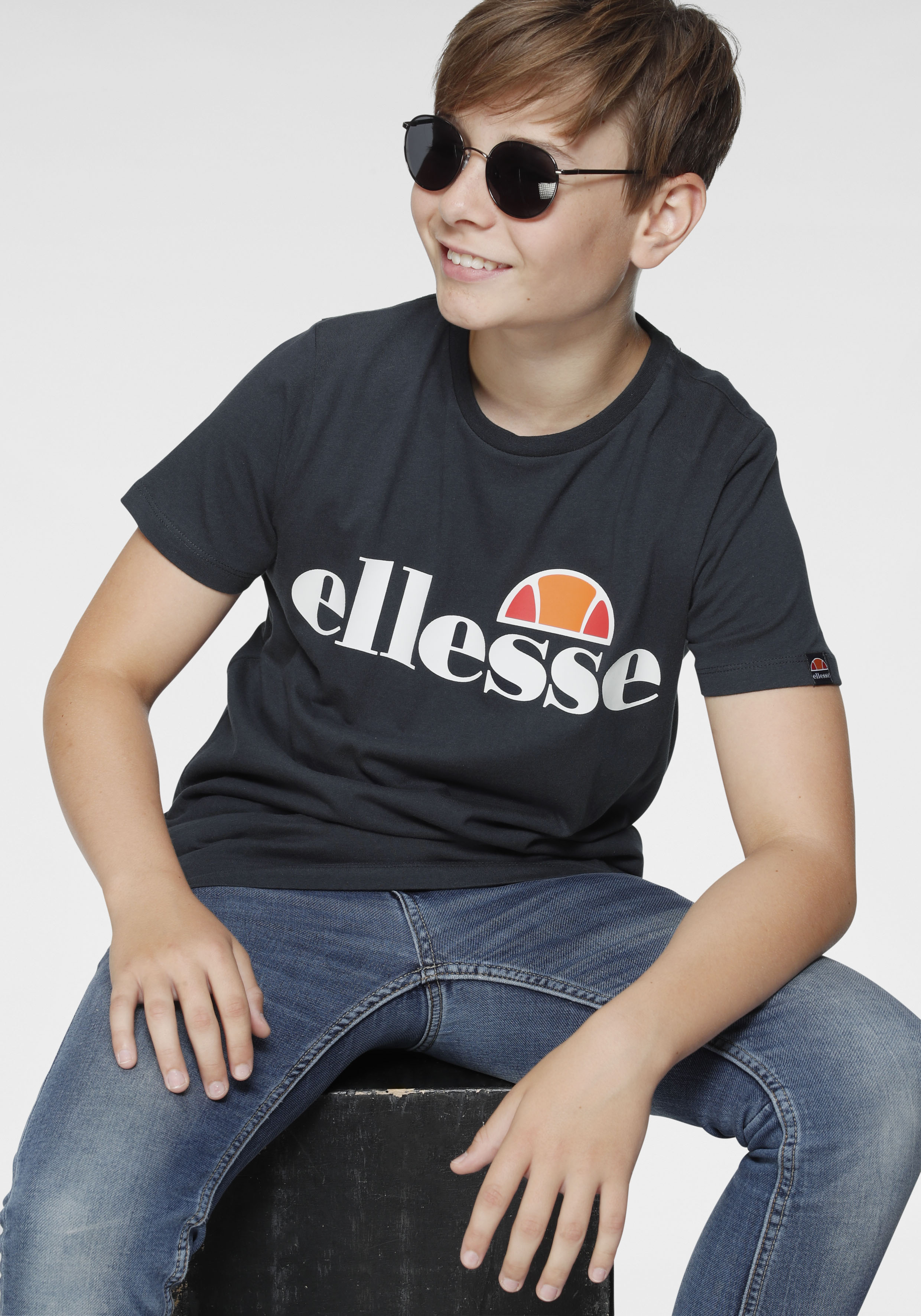 Ellesse T-Shirt "MALIA" Kurzarm, mit Rundhalsausschnitt, aus Baumwolle, gerader Abschluss