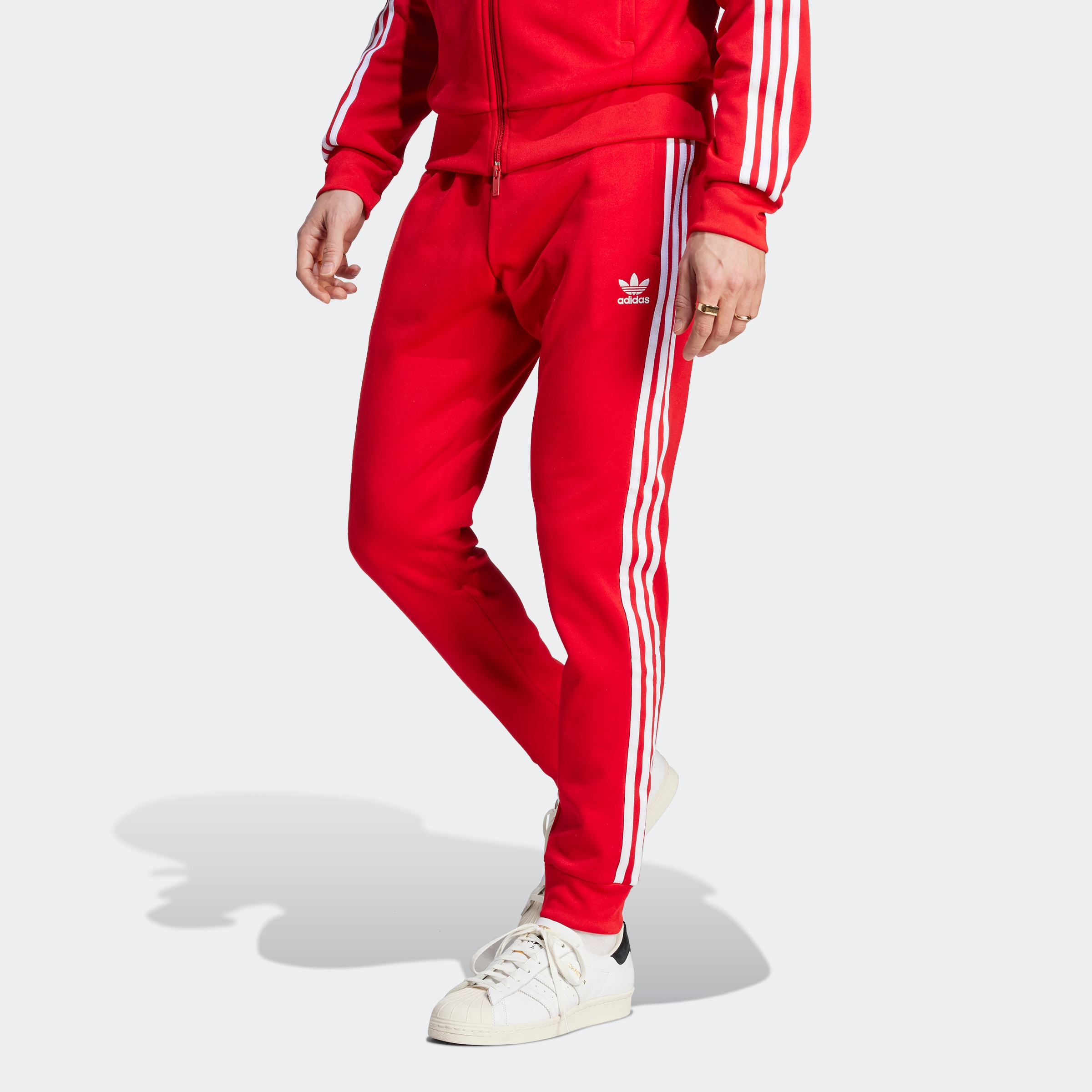 adidas Originals Sporthose "ADICOLOR CLASSICS SST" schmale Passform, mit elastischem Bund und Kordelzug