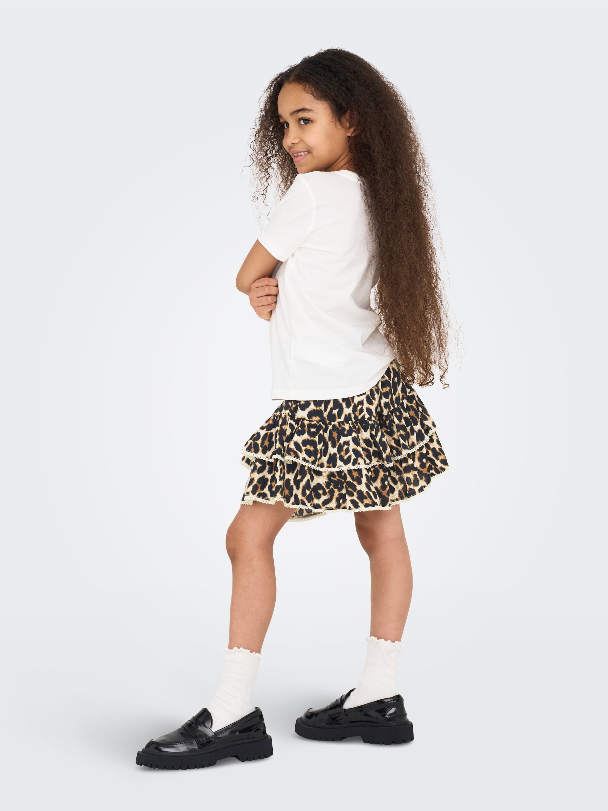 KIDS ONLY Sommerrock »KOGGLOW LIFE TAPED EDGE SKORT AOP WVN«, (1 tlg.), mit tollen Volants mit dezenter Spitzenkante