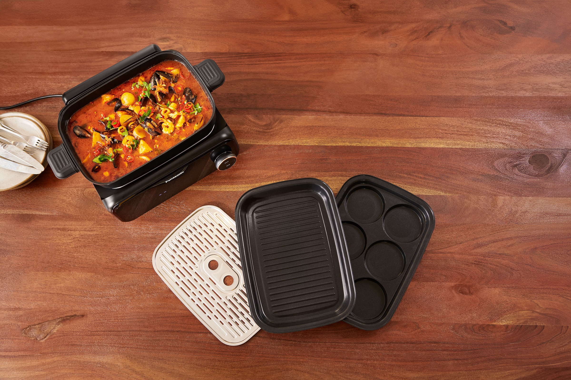 Panasonic Multikocher 4-in-1 für vielfältige kulinarische Möglichkeiten