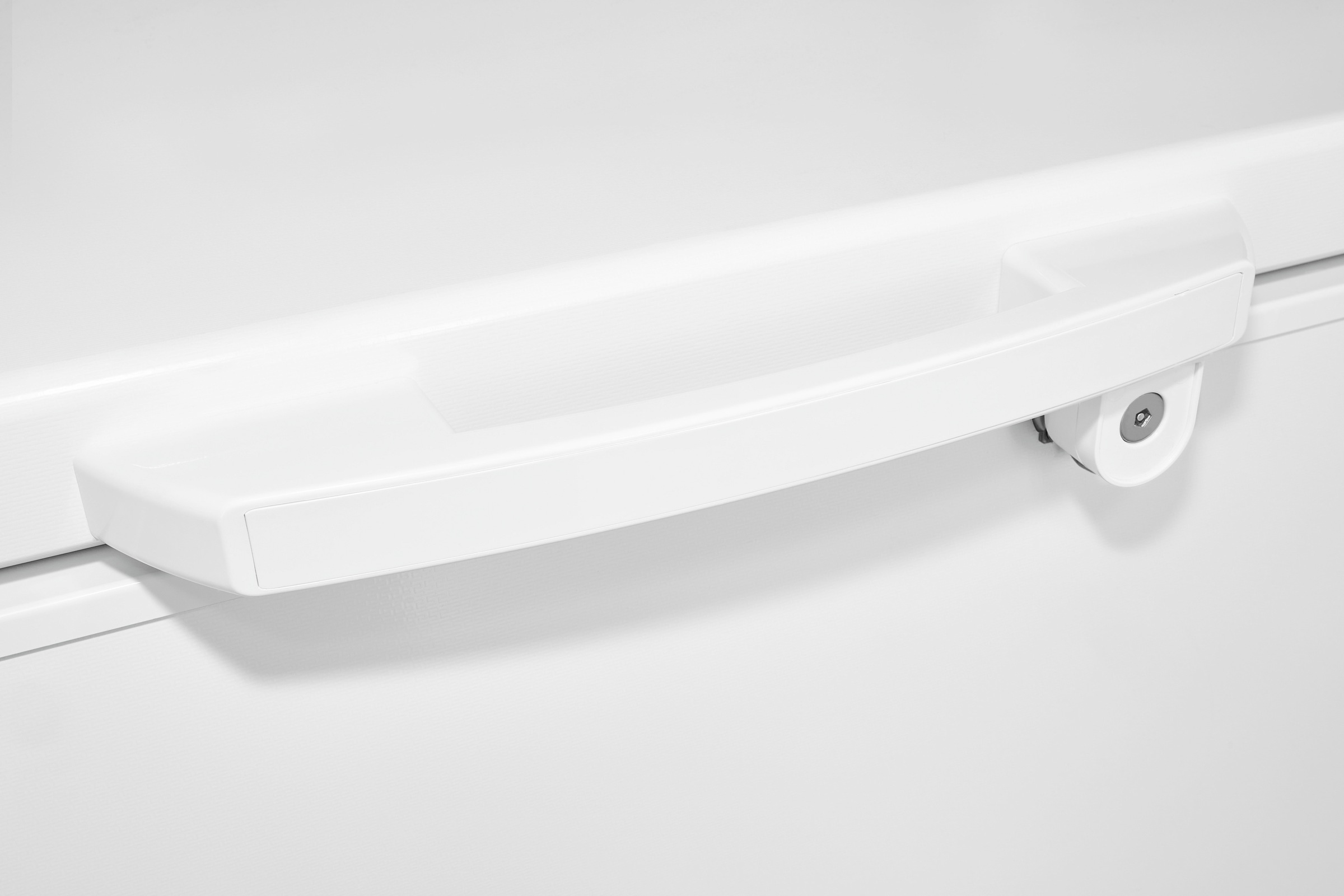 exquisit Gefriertruhe »GT200-HE-O11E weiss«, 85,3 cm hoch, 89,1 cm breit, mit Türschloss