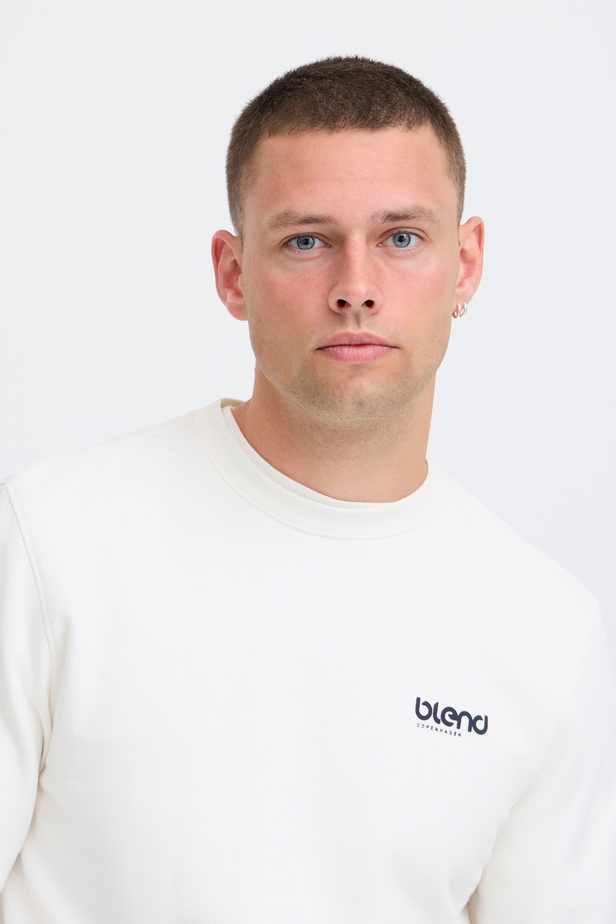 Blend Rundhalspullover »BHBrody« Lässiges Sweatshirt mit auffälligem Backprint