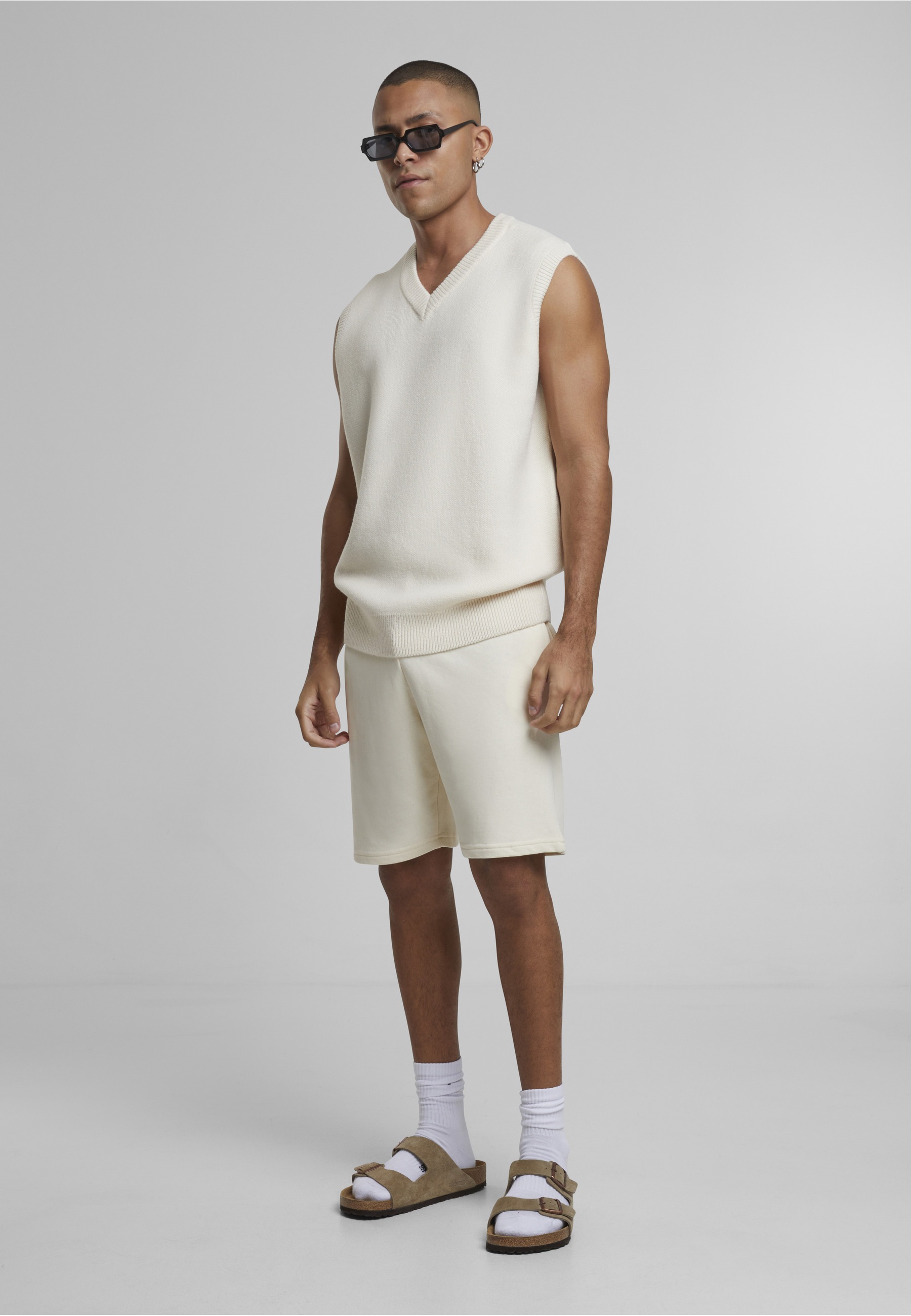 URBAN CLASSICS Shorts »Urban Classics Light Terry Shorts«