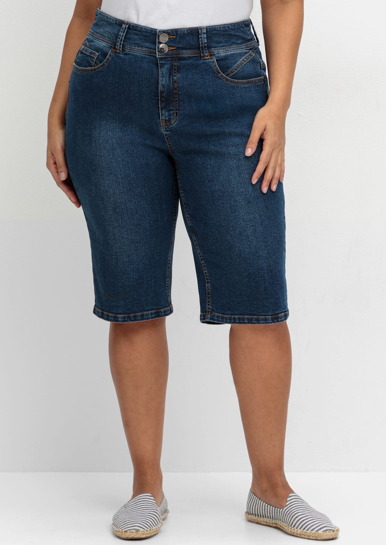 SHEEGO Damen Jeansbermudas, blau, Gr. 48, unifarben, 99% Baumwolle, 1% Elasthan, Jeans