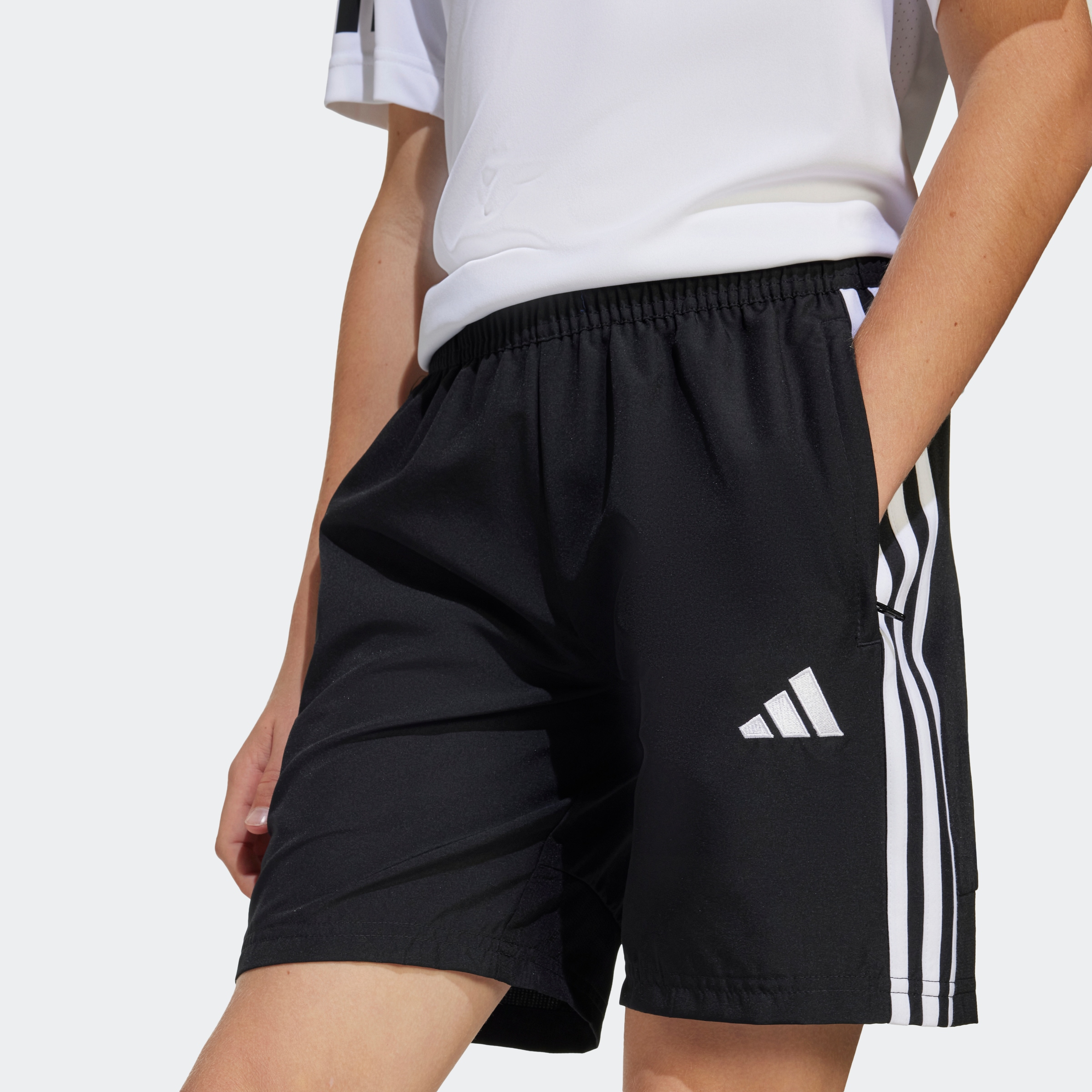 adidas Performance Trainingsshorts »TIRO ES W SHO Y«, (1 tlg.)