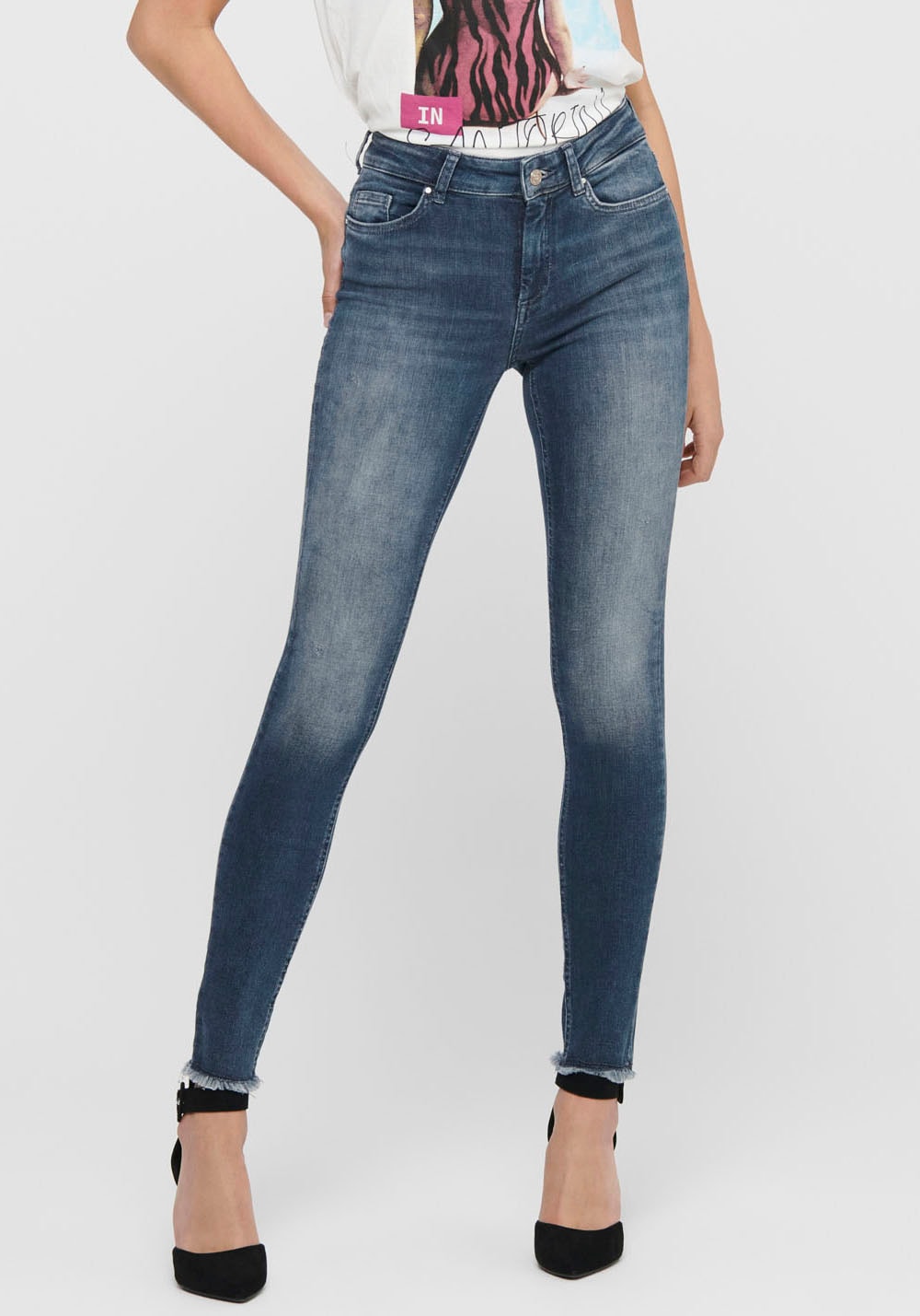 ONLY Ankle-Jeans »ONLBLUSH«, mit Fransensaum