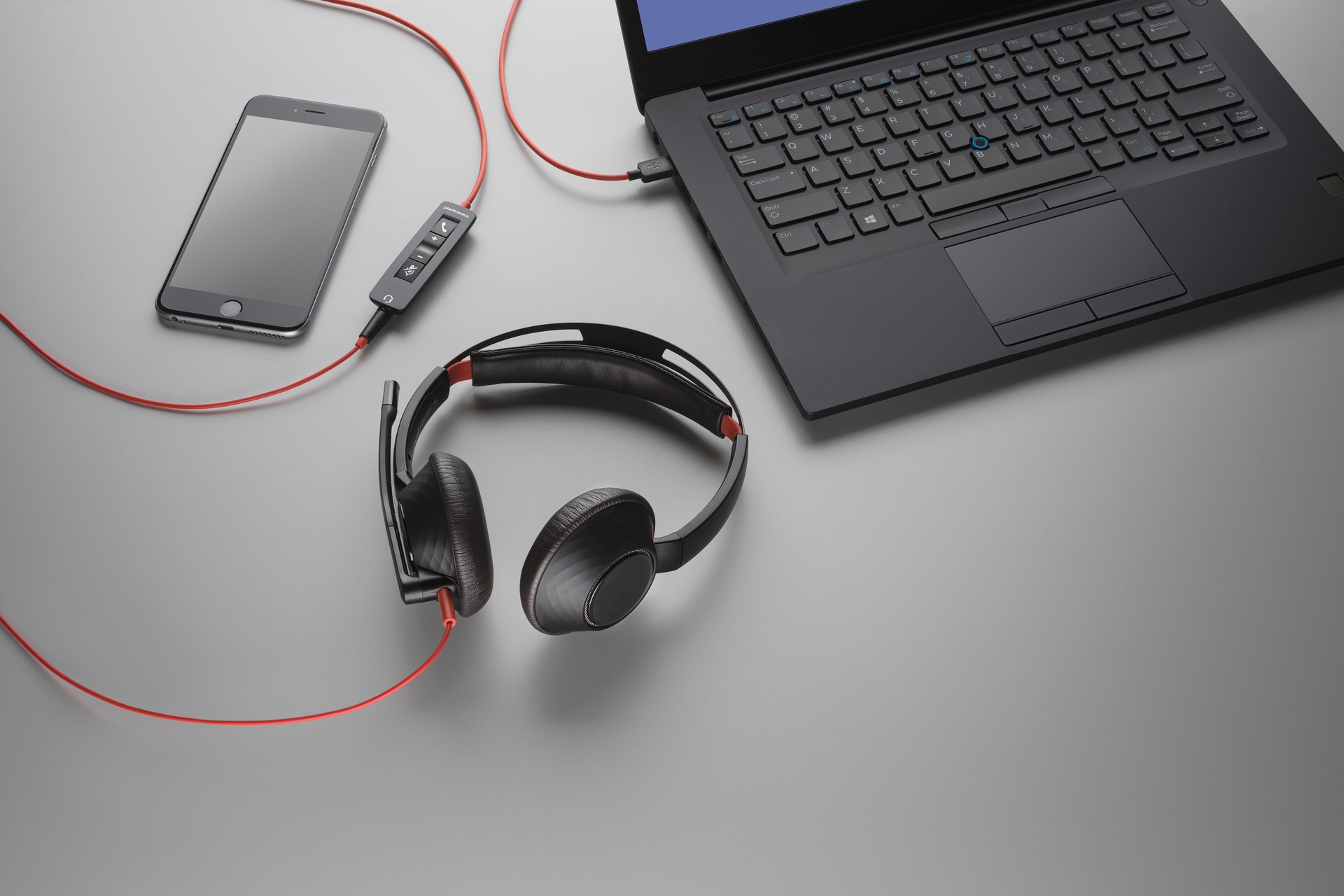 Poly Headset »Blackwire C5220 binaural USB-A & 3,5 mm«, Noise-Cancelling-Stummschaltung, Stereo Kopfhörer, Noise Canceling