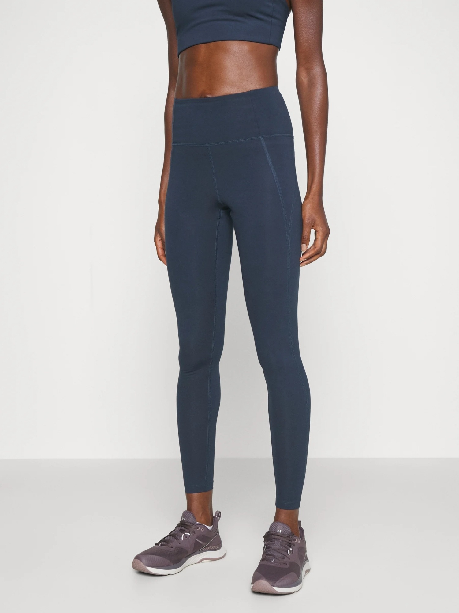 GIRLFRIEND COLLECTIVE Chinohose "Girlfriend Collective Trouser Compressive" günstig online kaufen