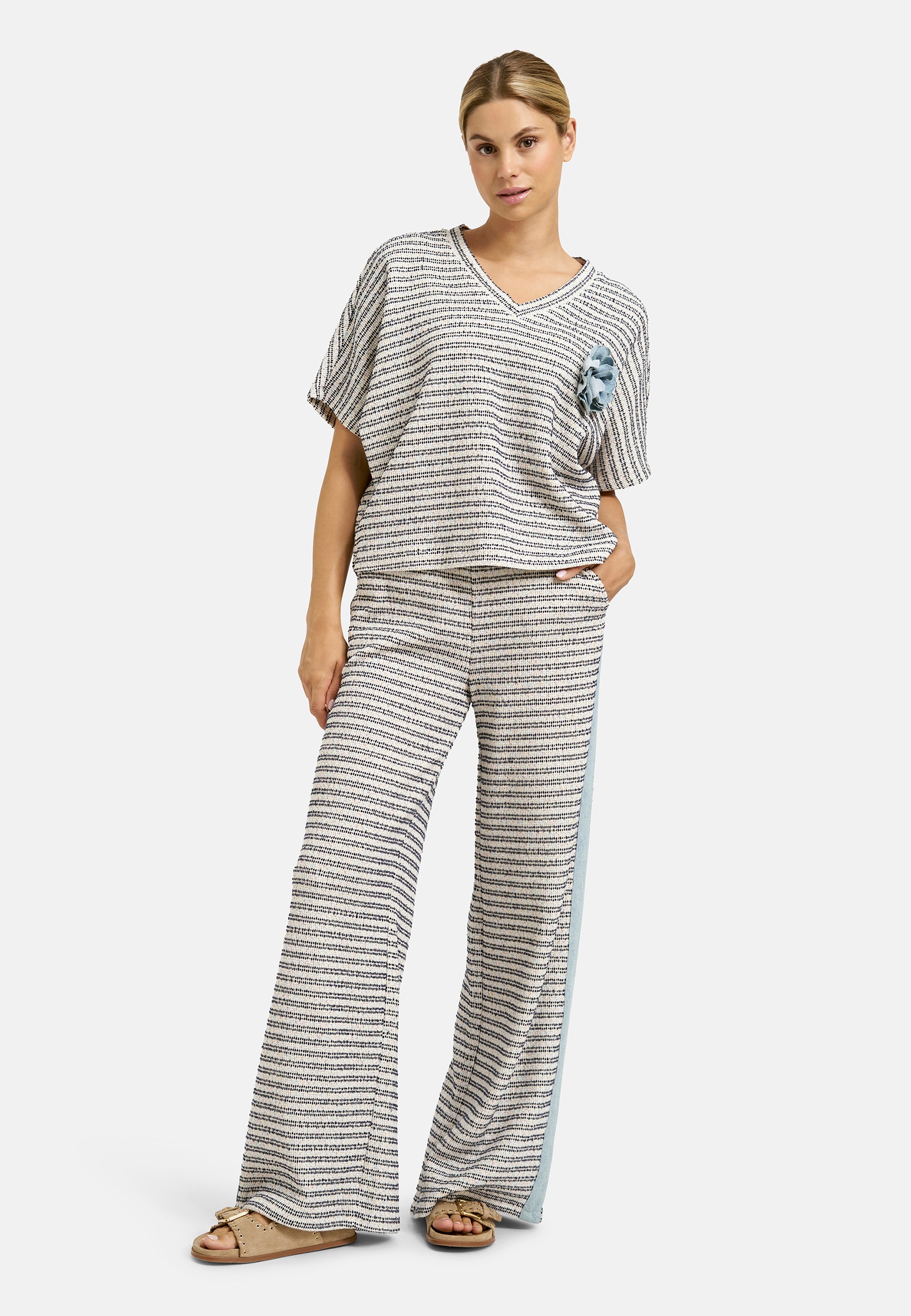 Milano Italy Sweater , in moderner Boxy-Form
