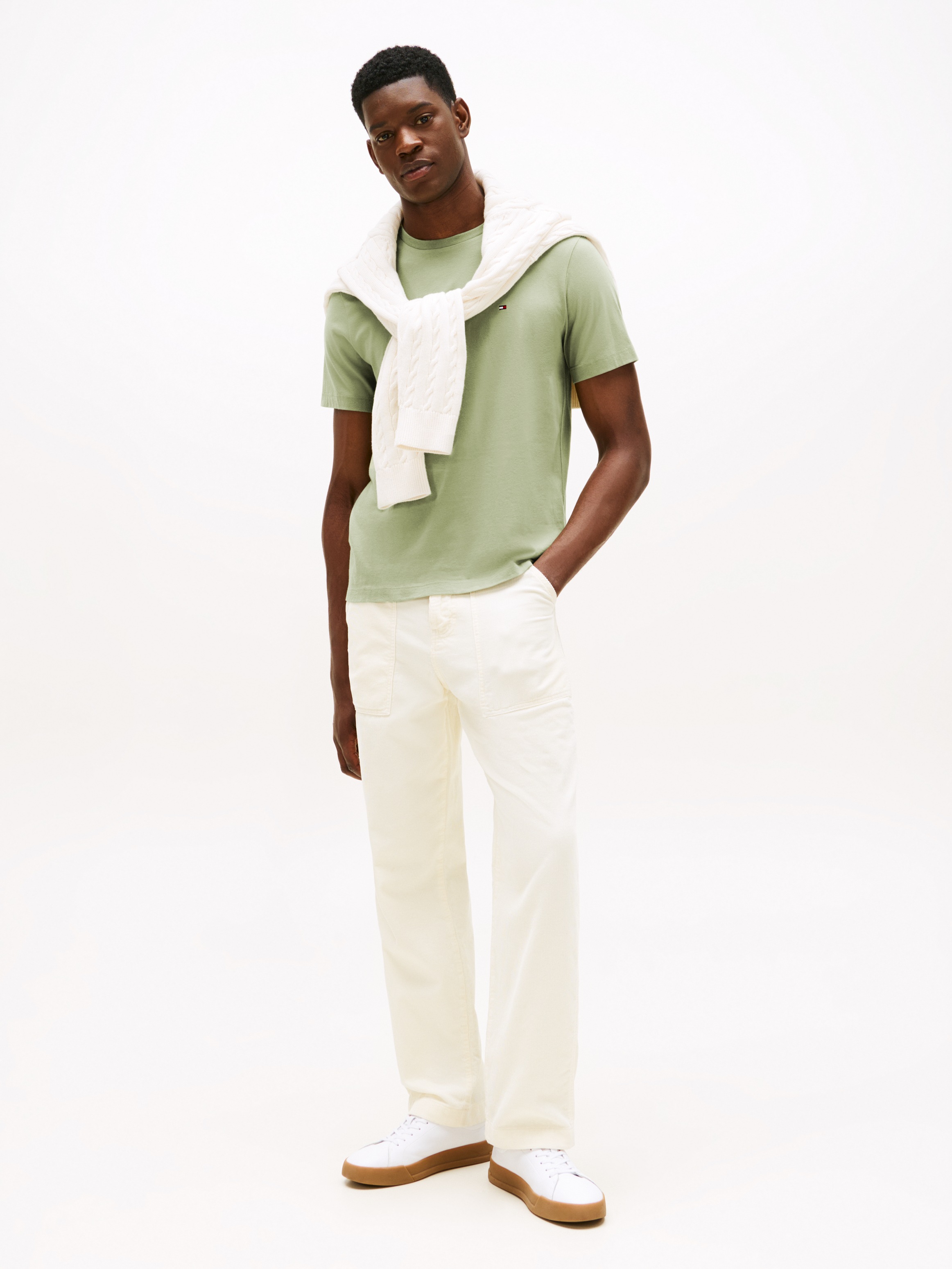 Thumbnail - Tommy Hilfiger T-Shirt "ESSENTIAL REG FIT SOLID TEE mit Stickerei und Rundhals" unifarben, casual, regular fit, Baumwoll...