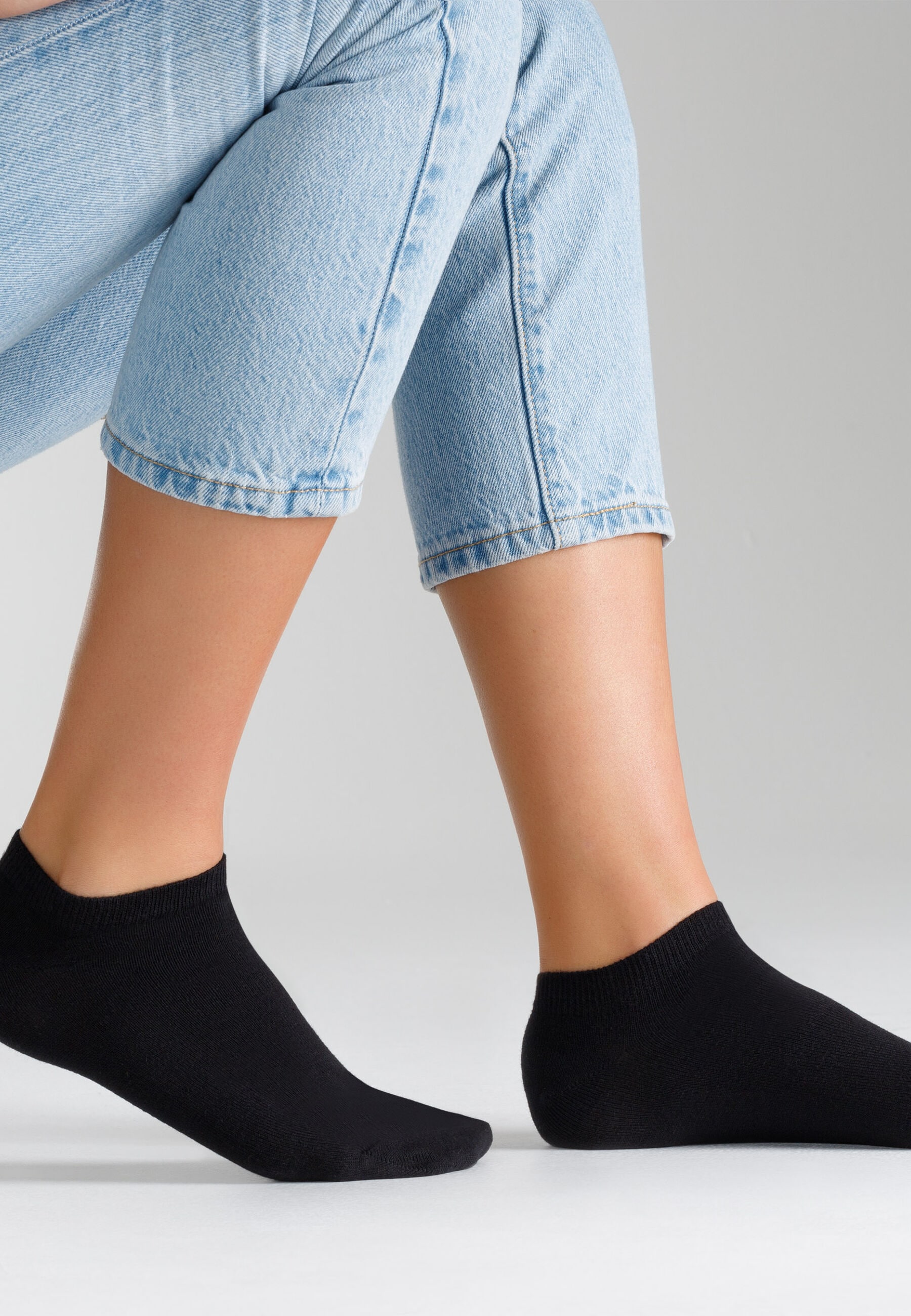 Camano Sneakersocken »Sneakersocken Classics 15er Pack«, 15er Pack Recycelte Baumwolle für weichen Tragekomfort, Weiche Zehennähte verhindern Druckstellen