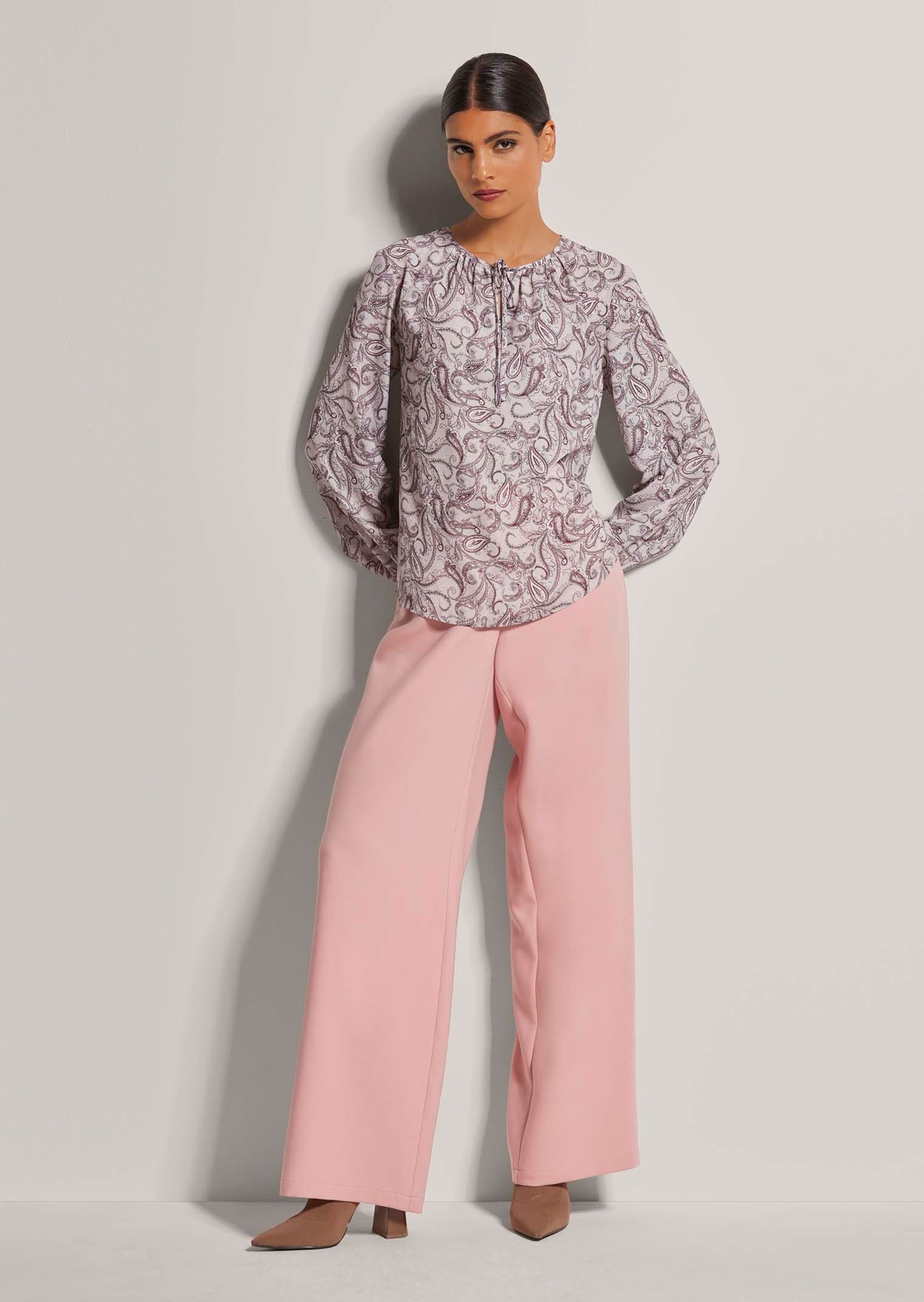 MADELEINE Langarmbluse »Bluse Rundhals-Bluse mit Unikat-Print«