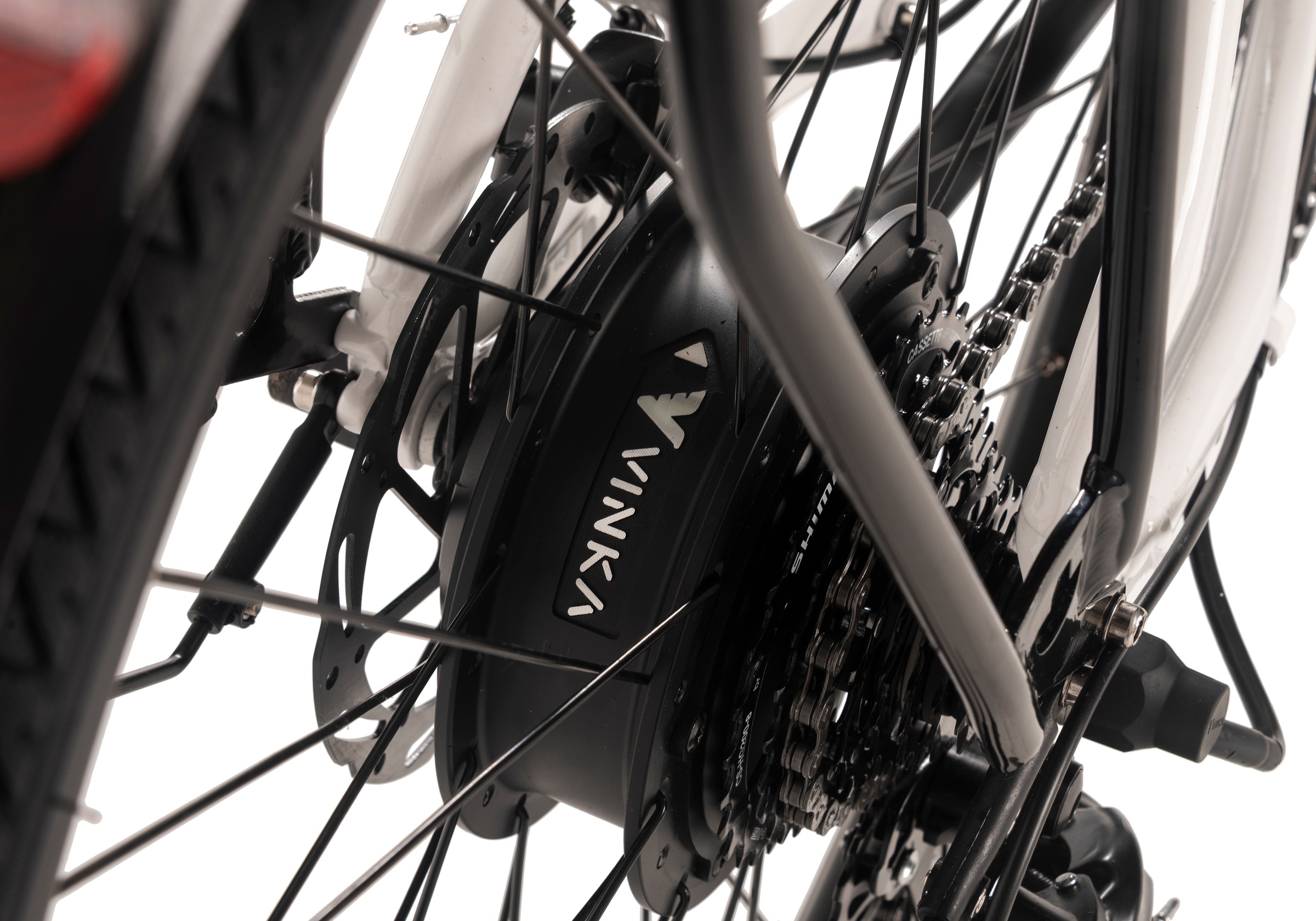Adore E-Bike »28" Alu Trekking E-Bike ATR-180 Heckmotor 50NM / 15Ah Glacier White«, 24 Gang, Shimano, Tourney, Heckmotor 250 W