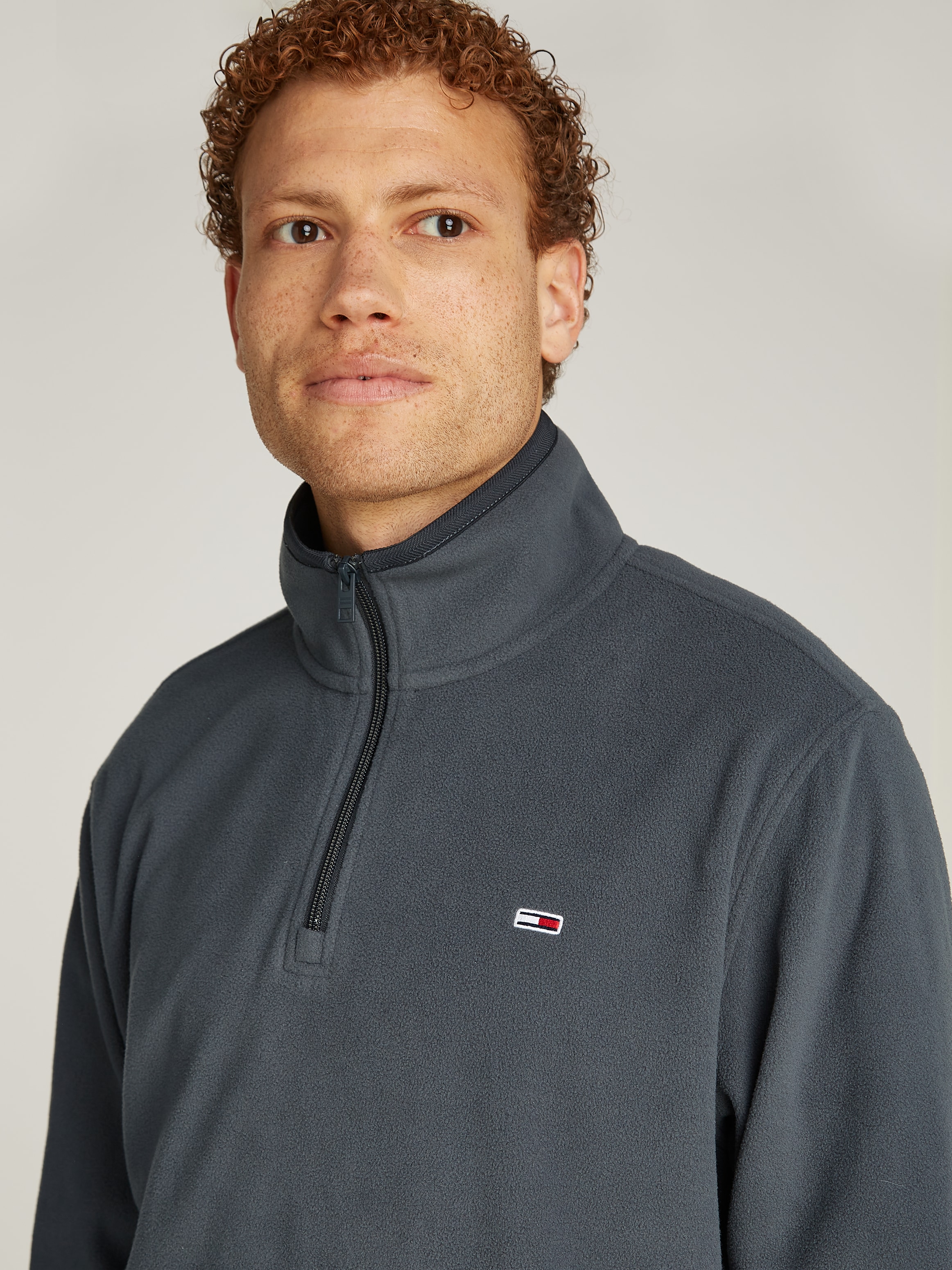 Fleecepullover »TJM REG S FLAG POLAR 1/4 ZIP«, mit Stehkragen