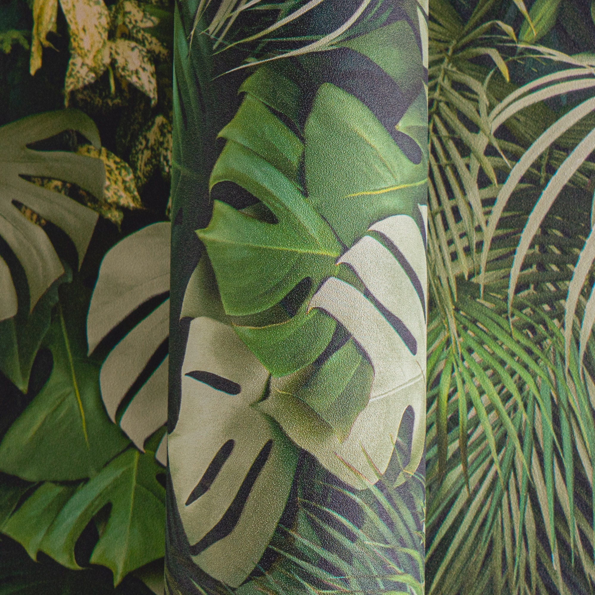 A.S. Création Vliestapete »Greenery mit Palmenprint in Dschungel Optik«, floral-botanisch-Wald, Palmentapete Tapete Dschungel Tapeten Wohnzimmer Schlafzimmer Küche