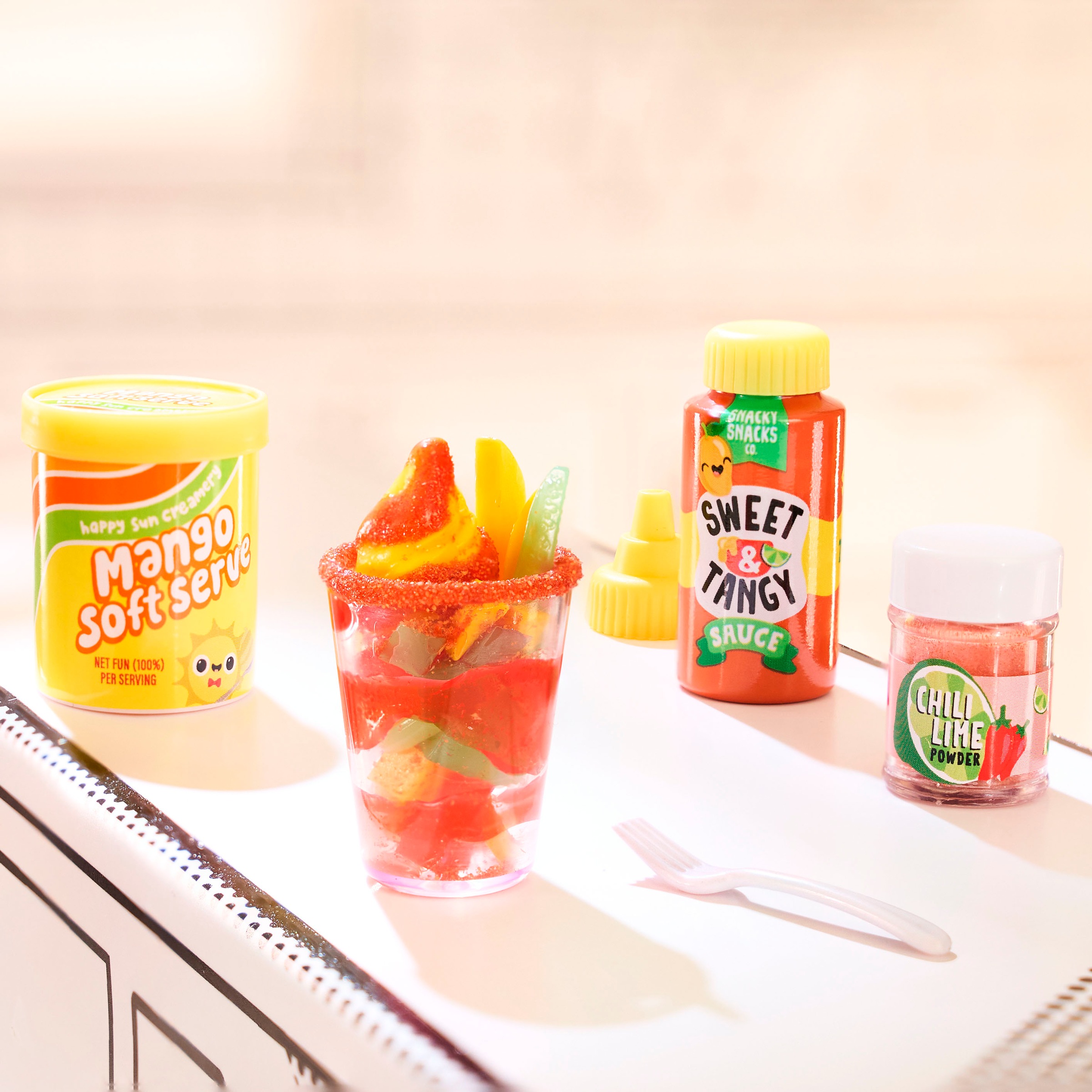 MGA ENTERTAINMENT Kreativset »MGA's Miniverse - Make It Mini Foods: Cafe in PDQ Series 4«, sortierte Lieferung