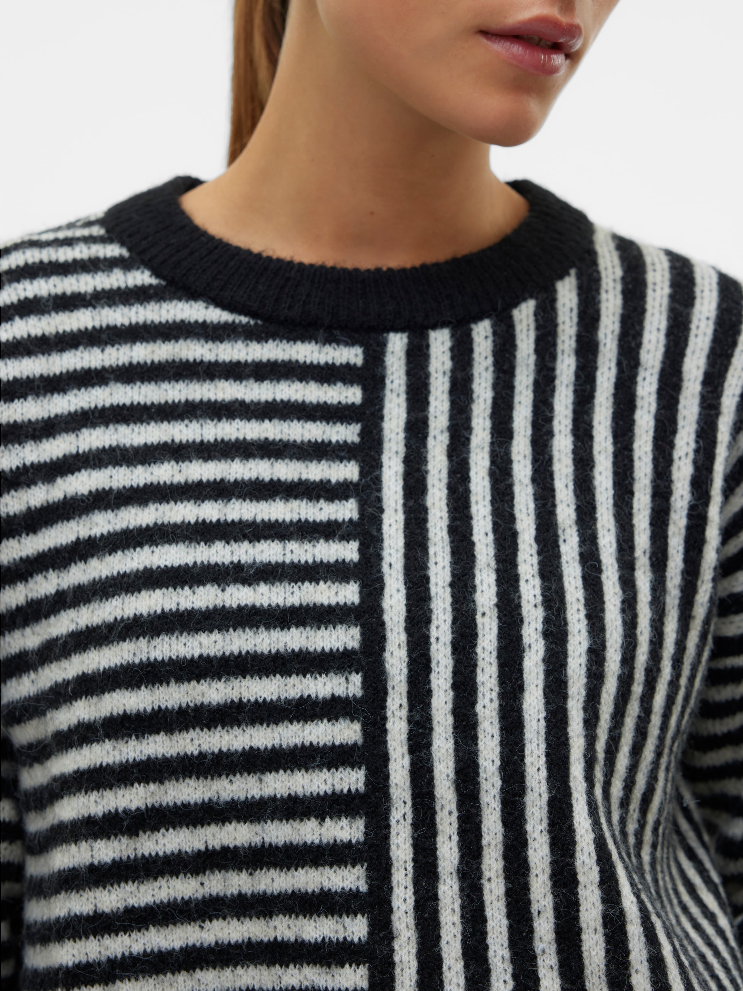 Vero Moda Strickpullover »VMURANUS LS ONECK CROPPED PULLOVER GA BF«